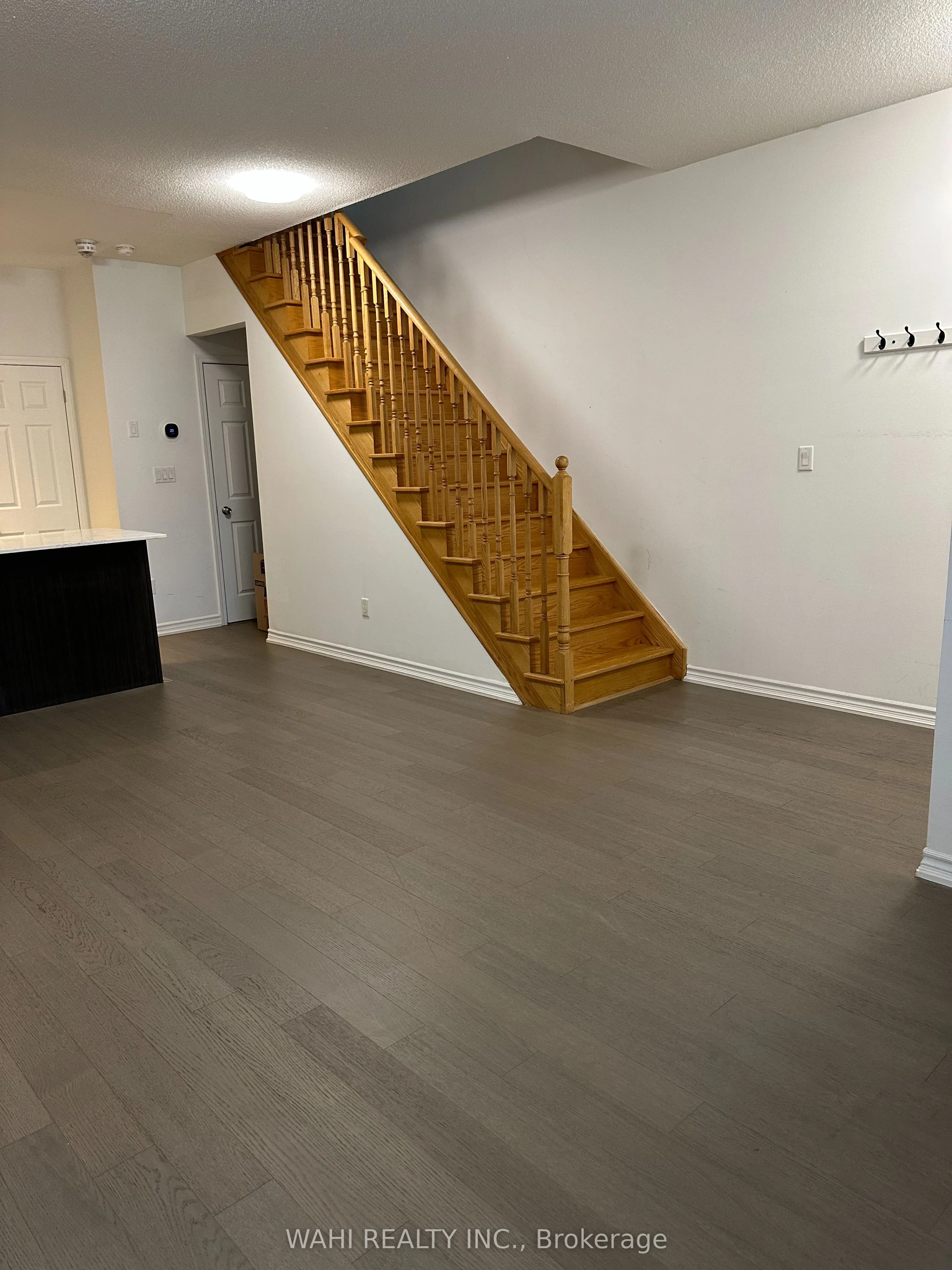 1040 Elton Way, #12