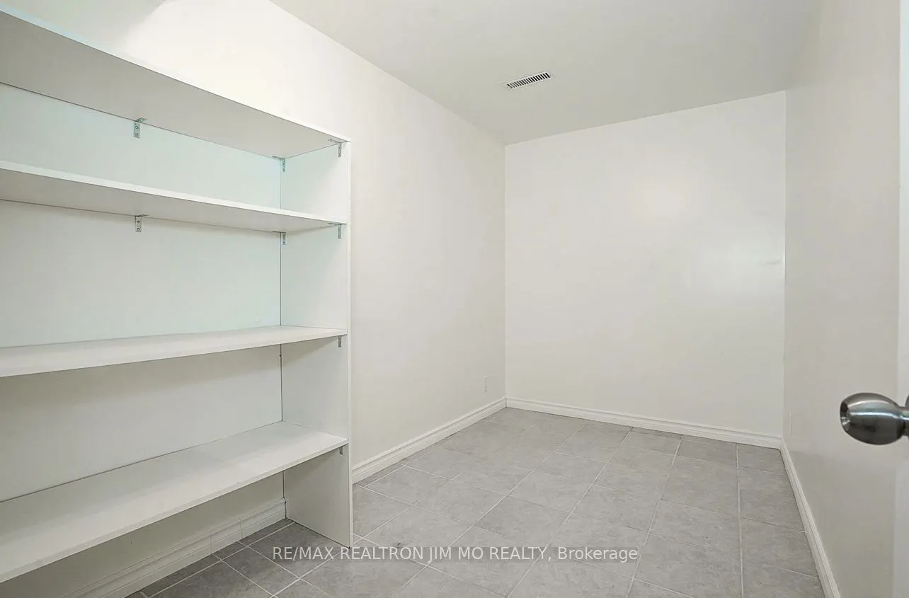 22 Hartleywood Drive, #Lower