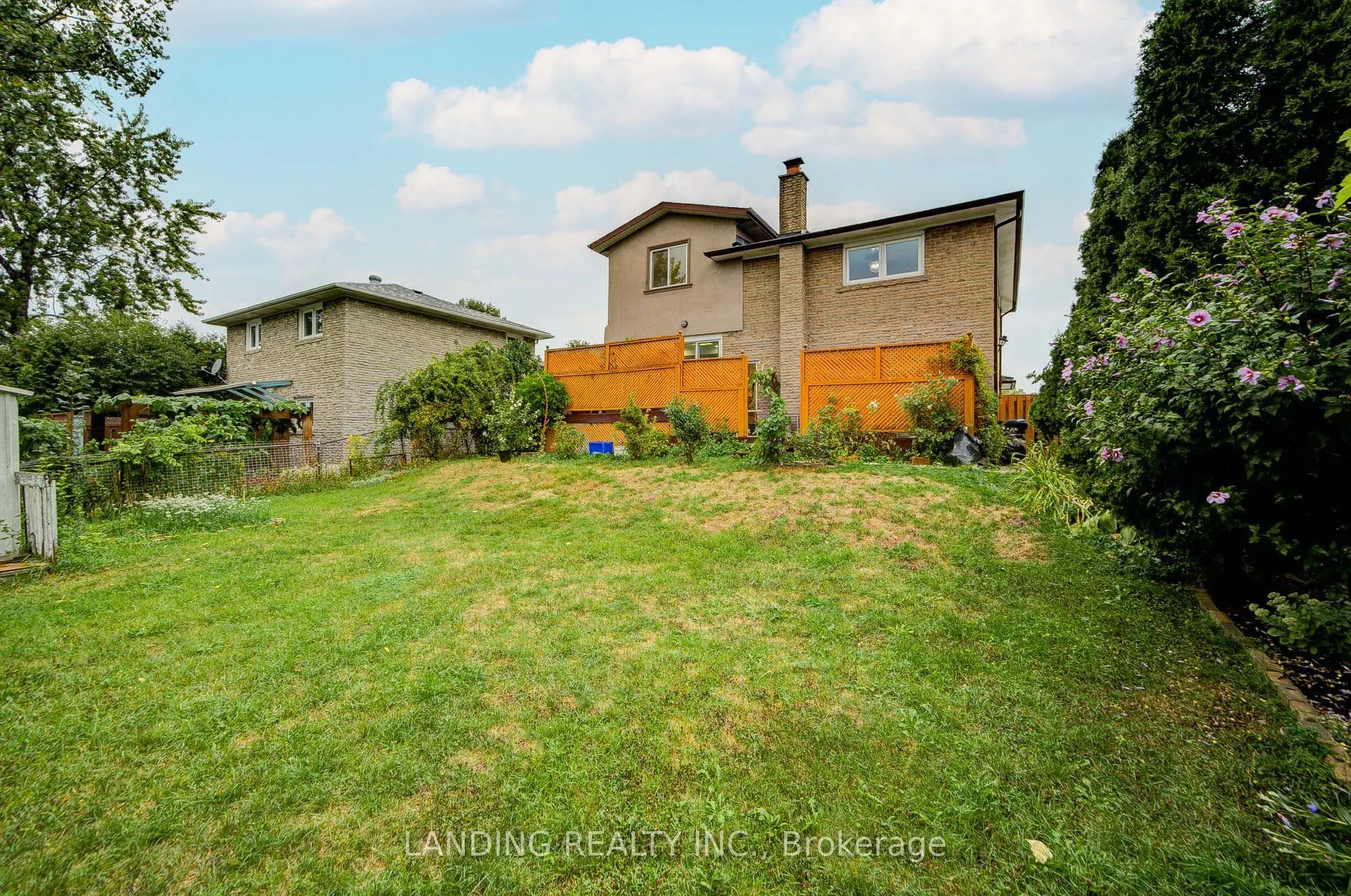 23 Boarhill Drive