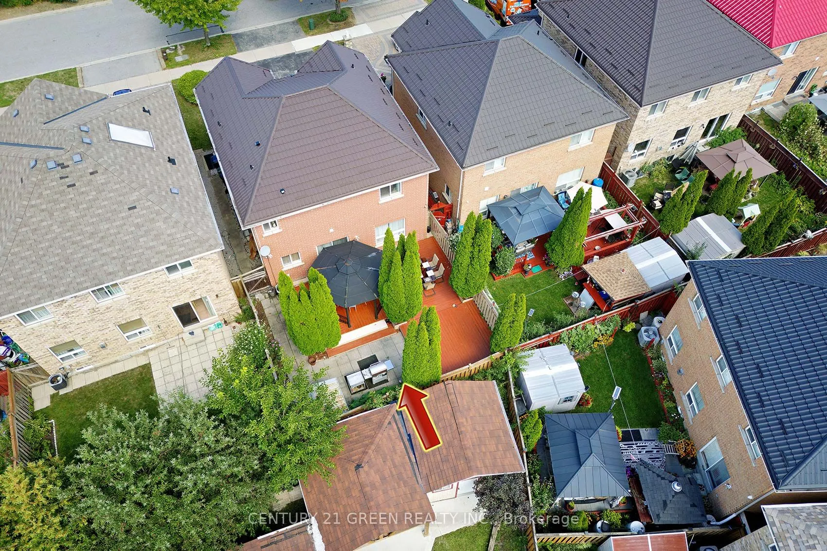 8 Lampman Drive