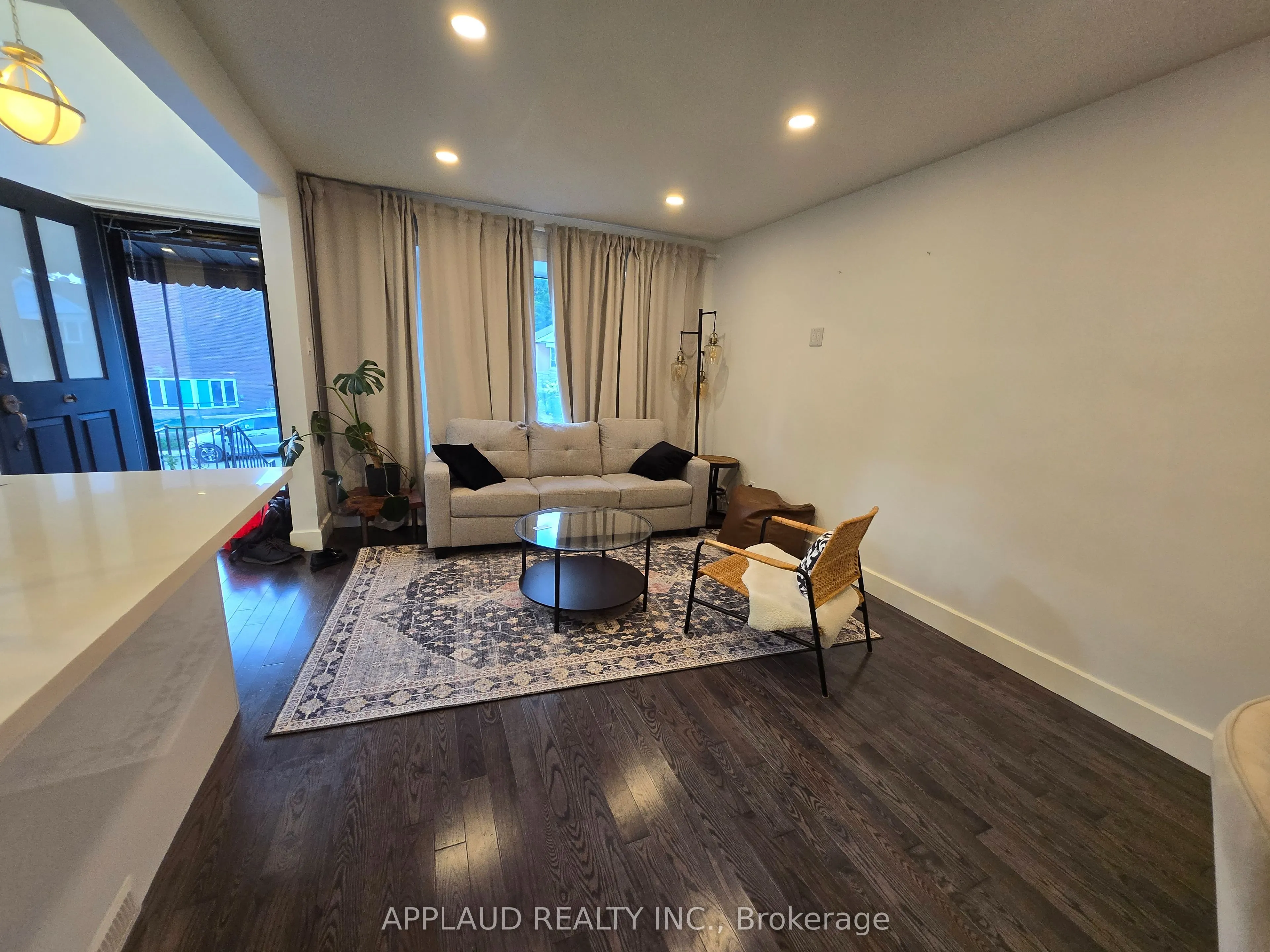 21 Galbraith Avenue