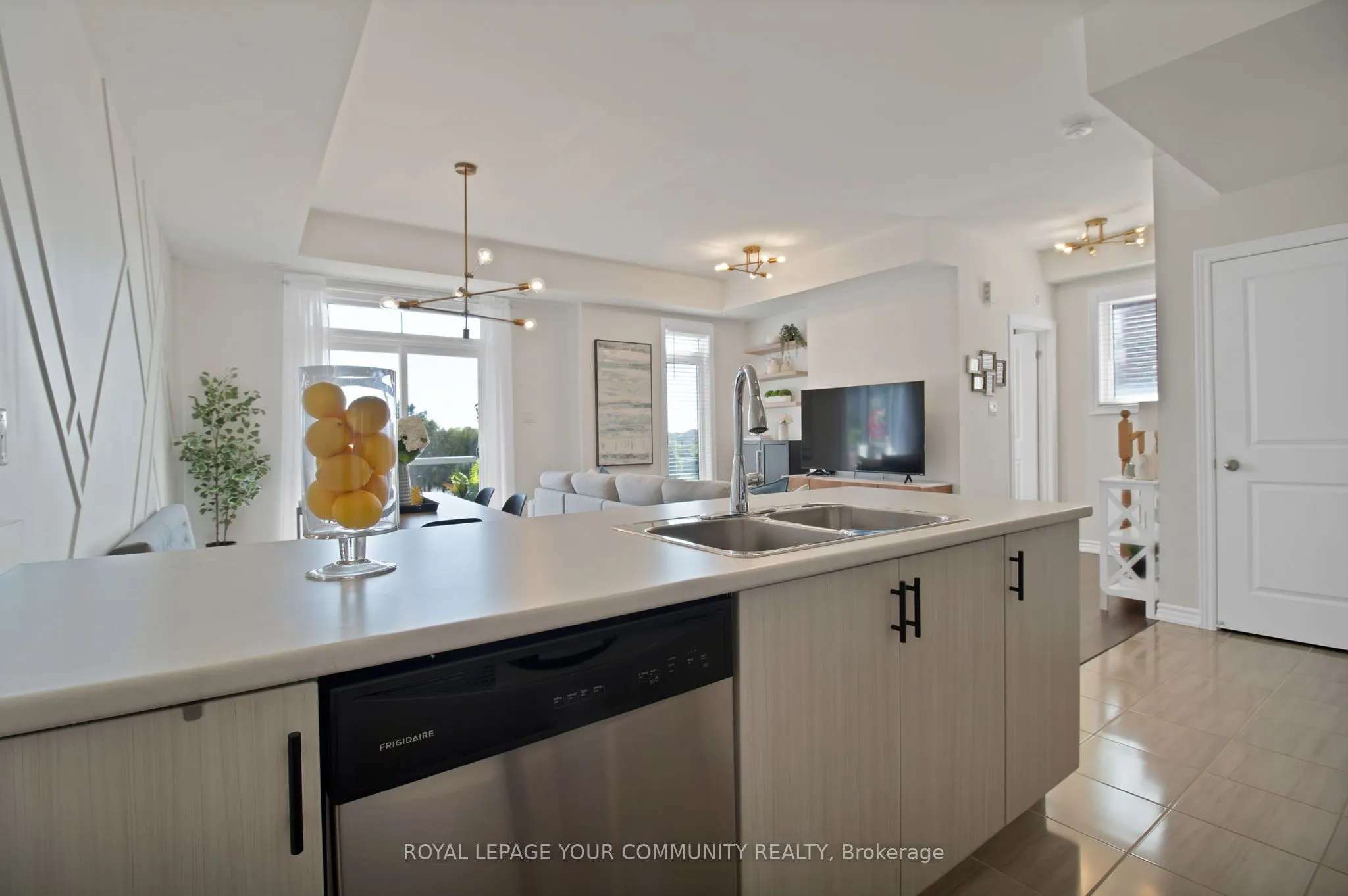 2574 William Jackson Drive, #99
