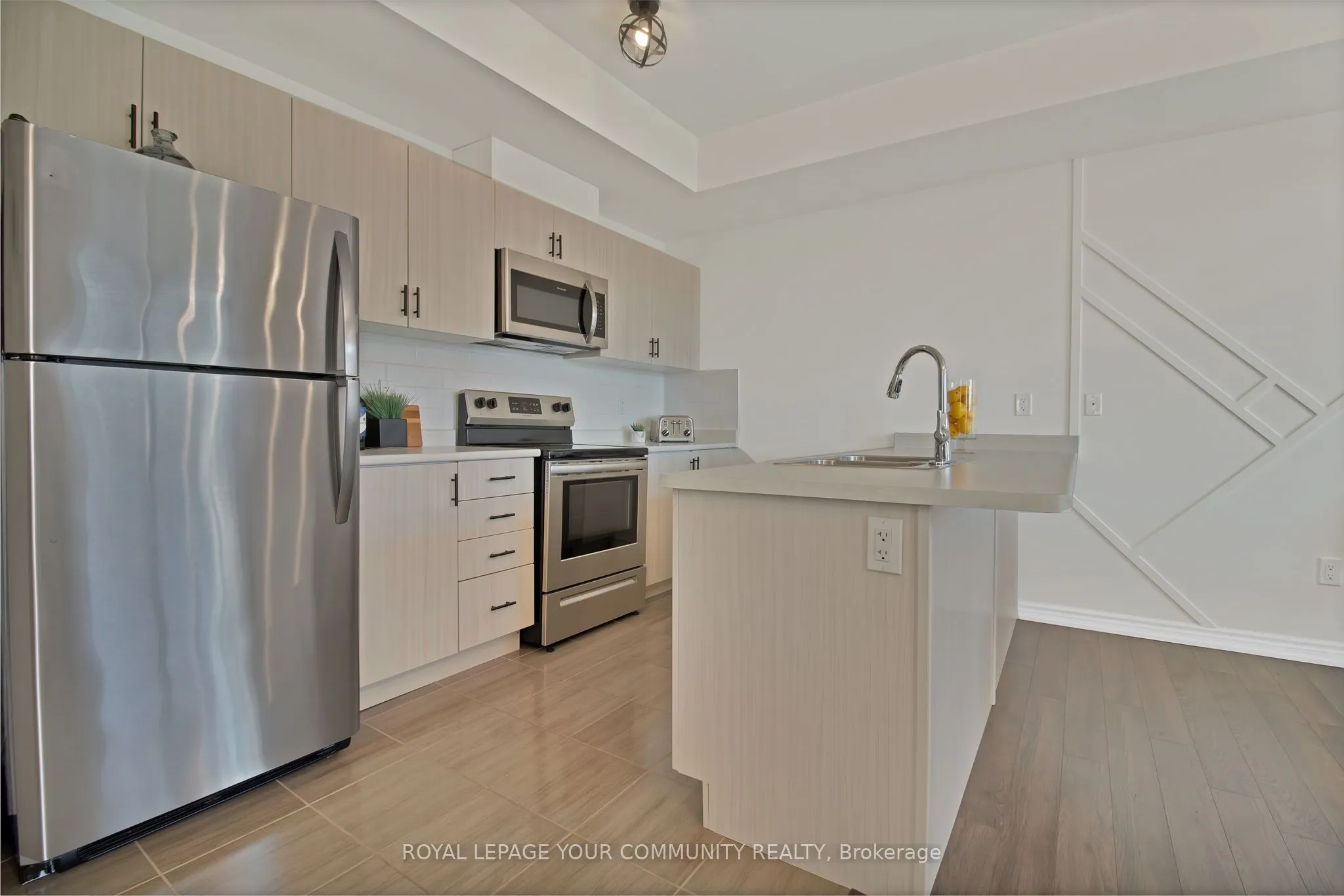 2574 William Jackson Drive, #99