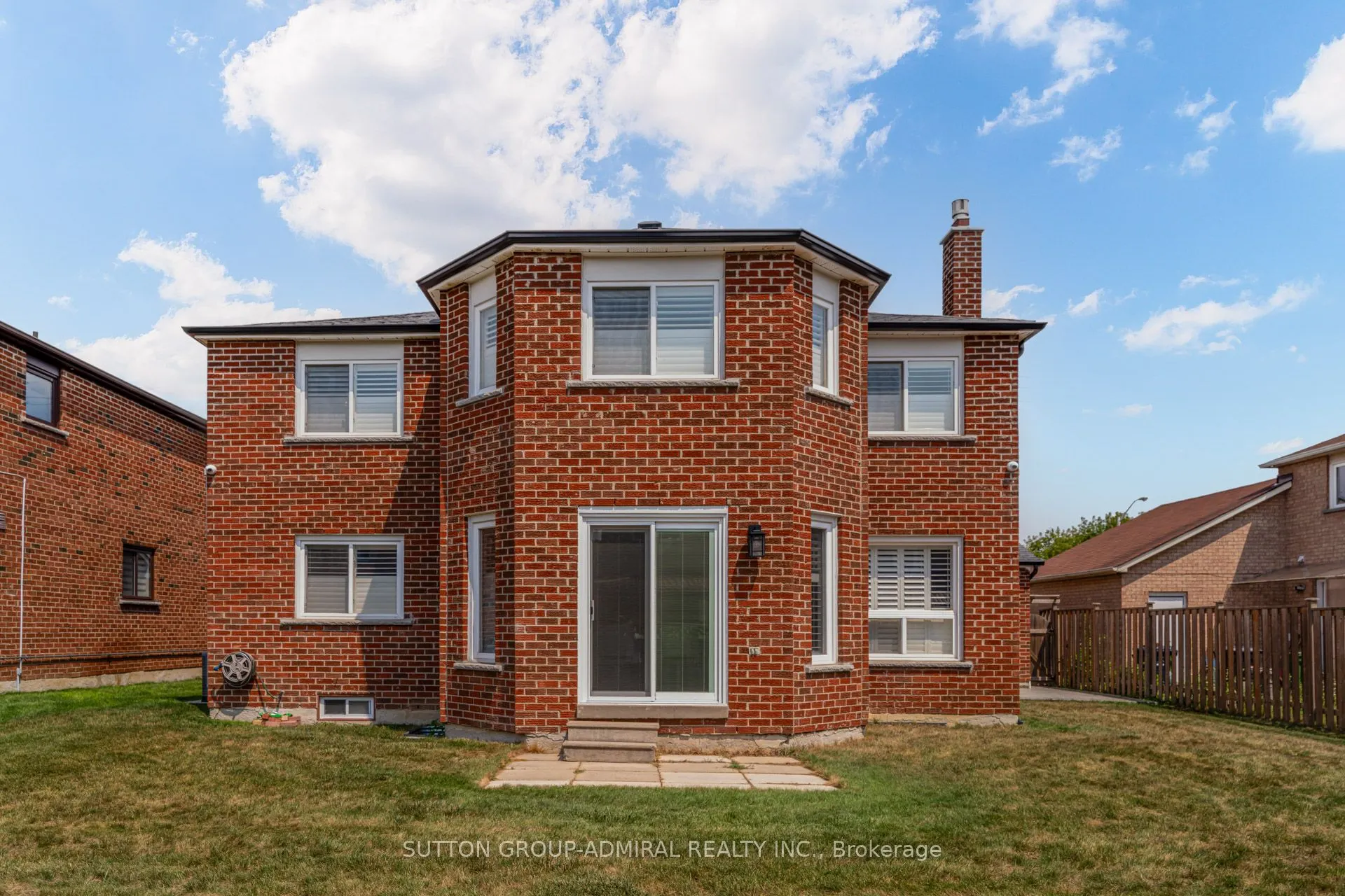 11139 Sheppard Avenue E
