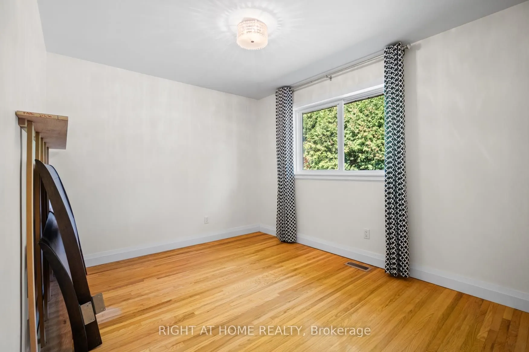 149 Greyabbey Trail