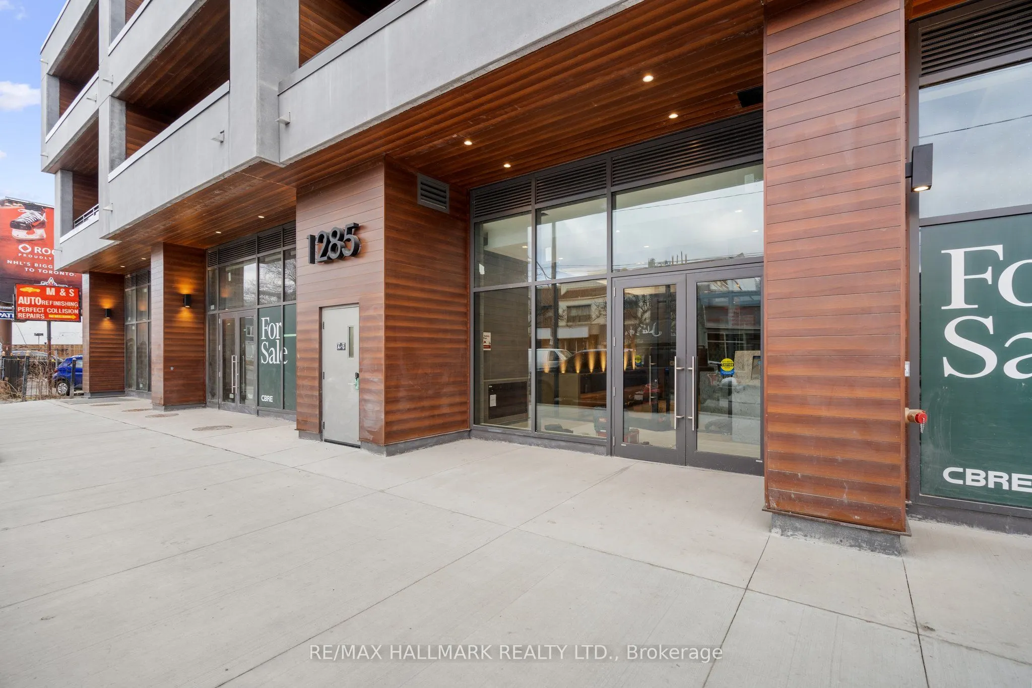 1285 Queen Street E, #405