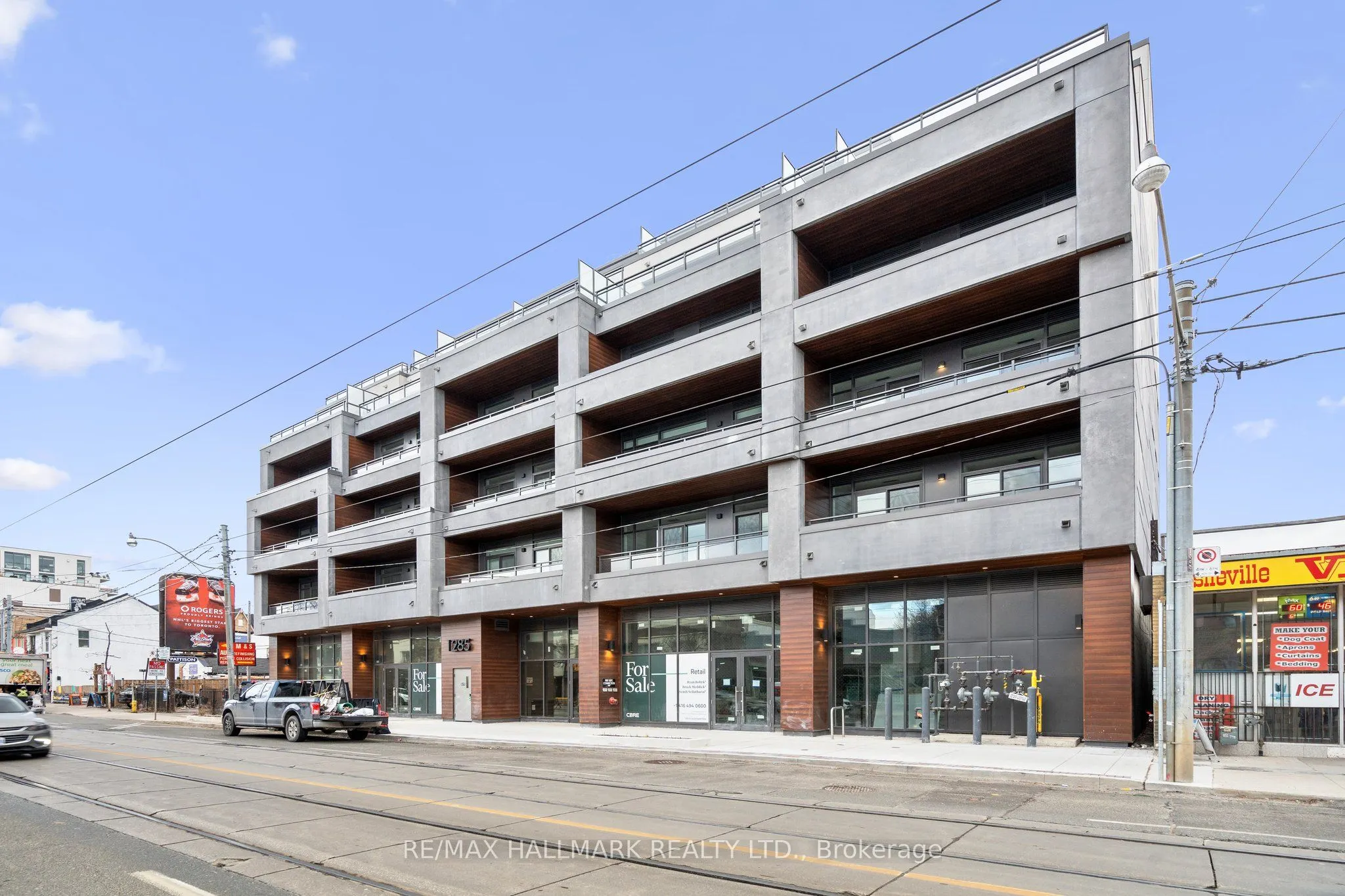 1285 Queen Street E, #405