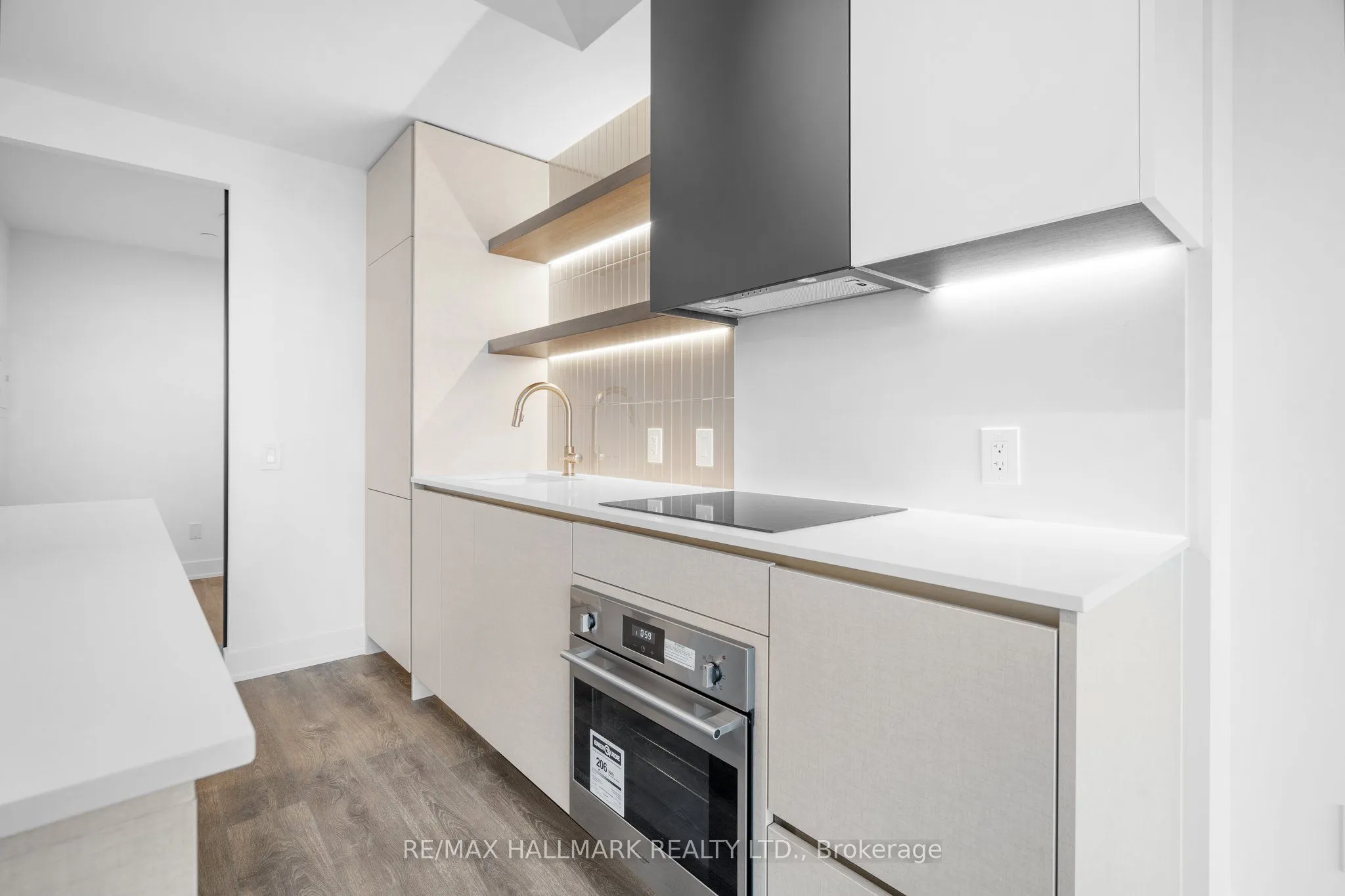 1285 Queen Street E, #405