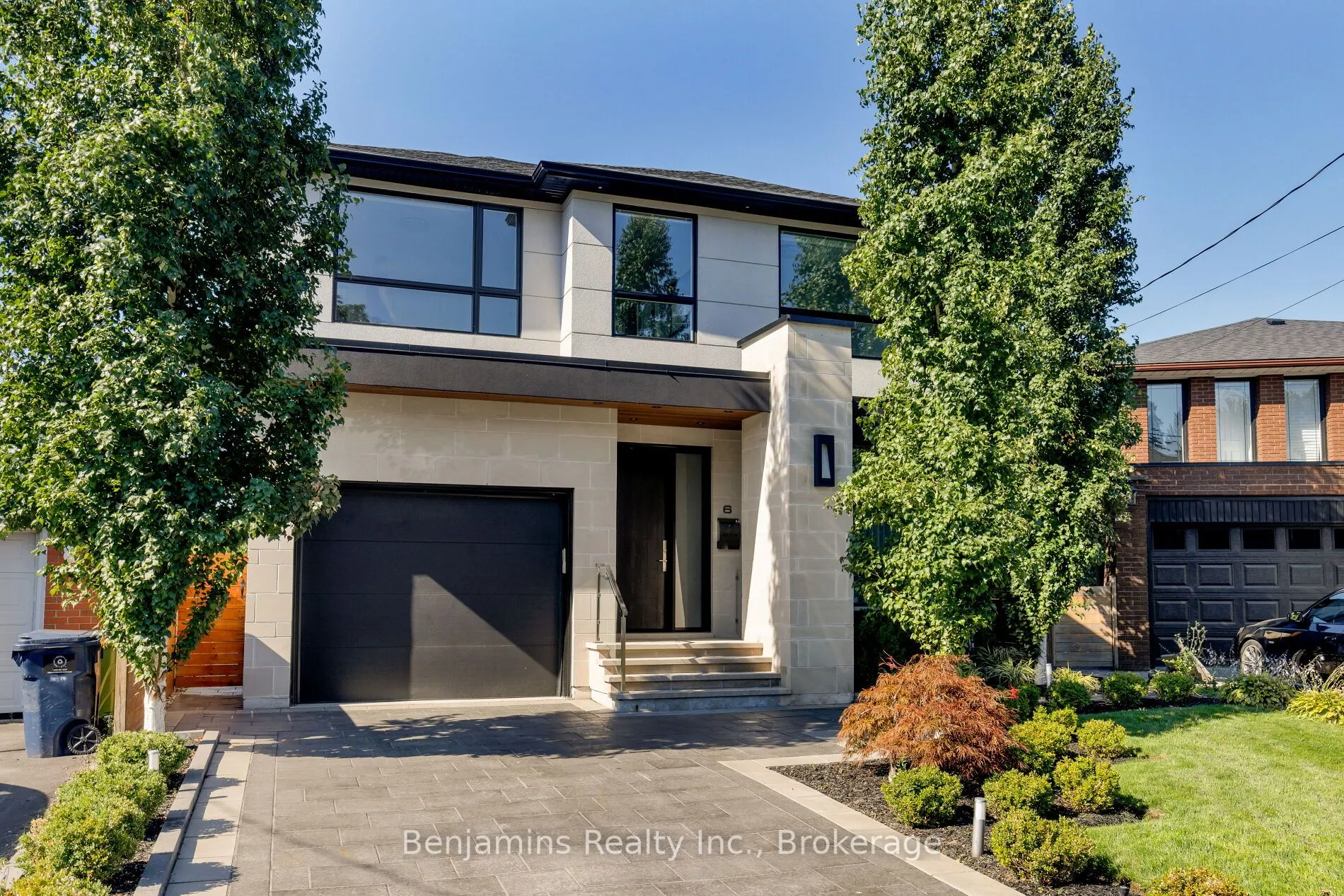 6 Ashall Boulevard