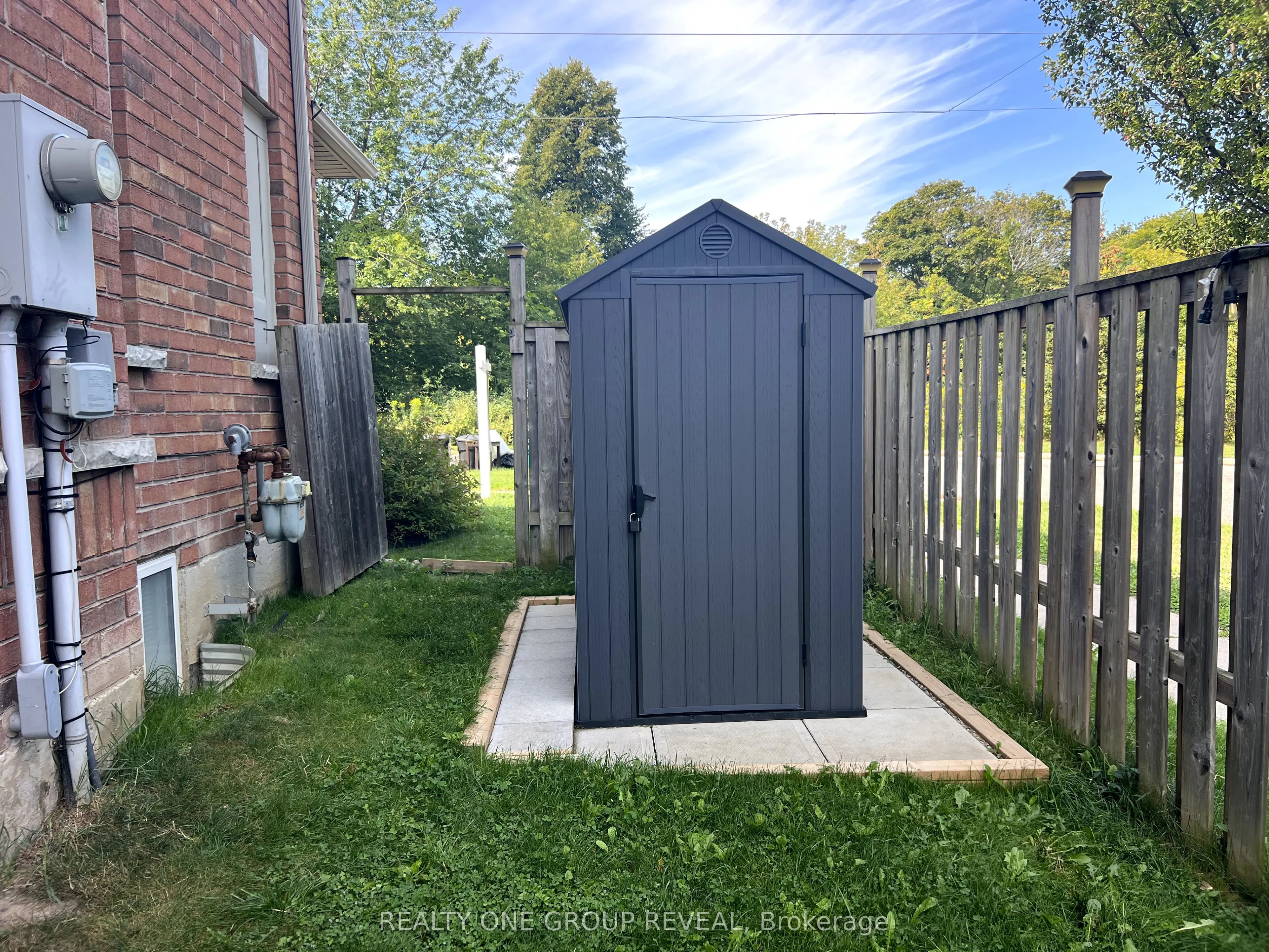 303 Porte Road