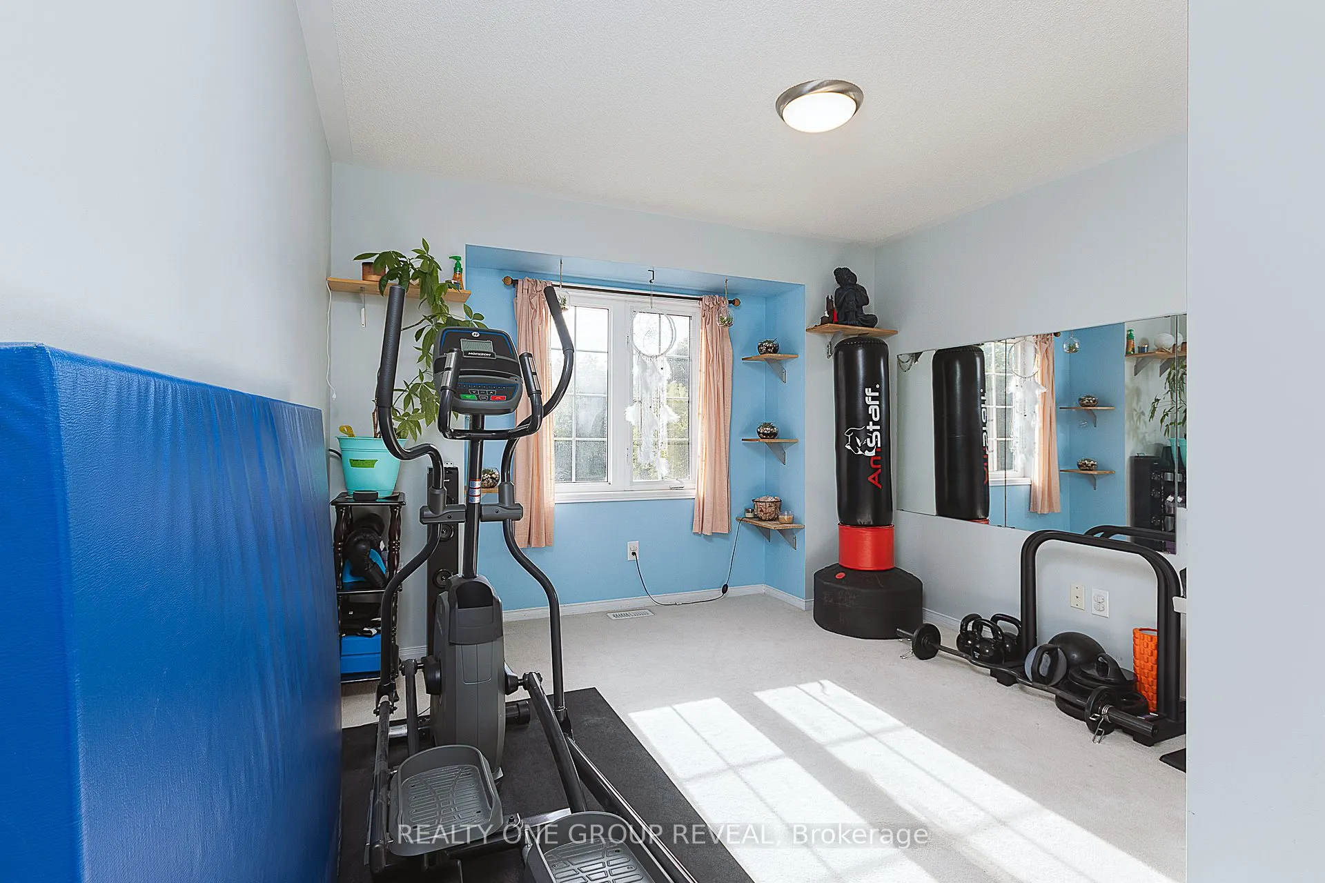 303 Porte Road