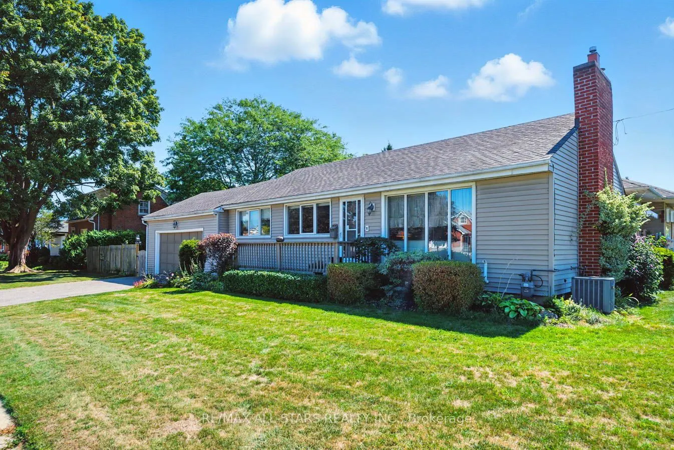 109 Sherwood Avenue