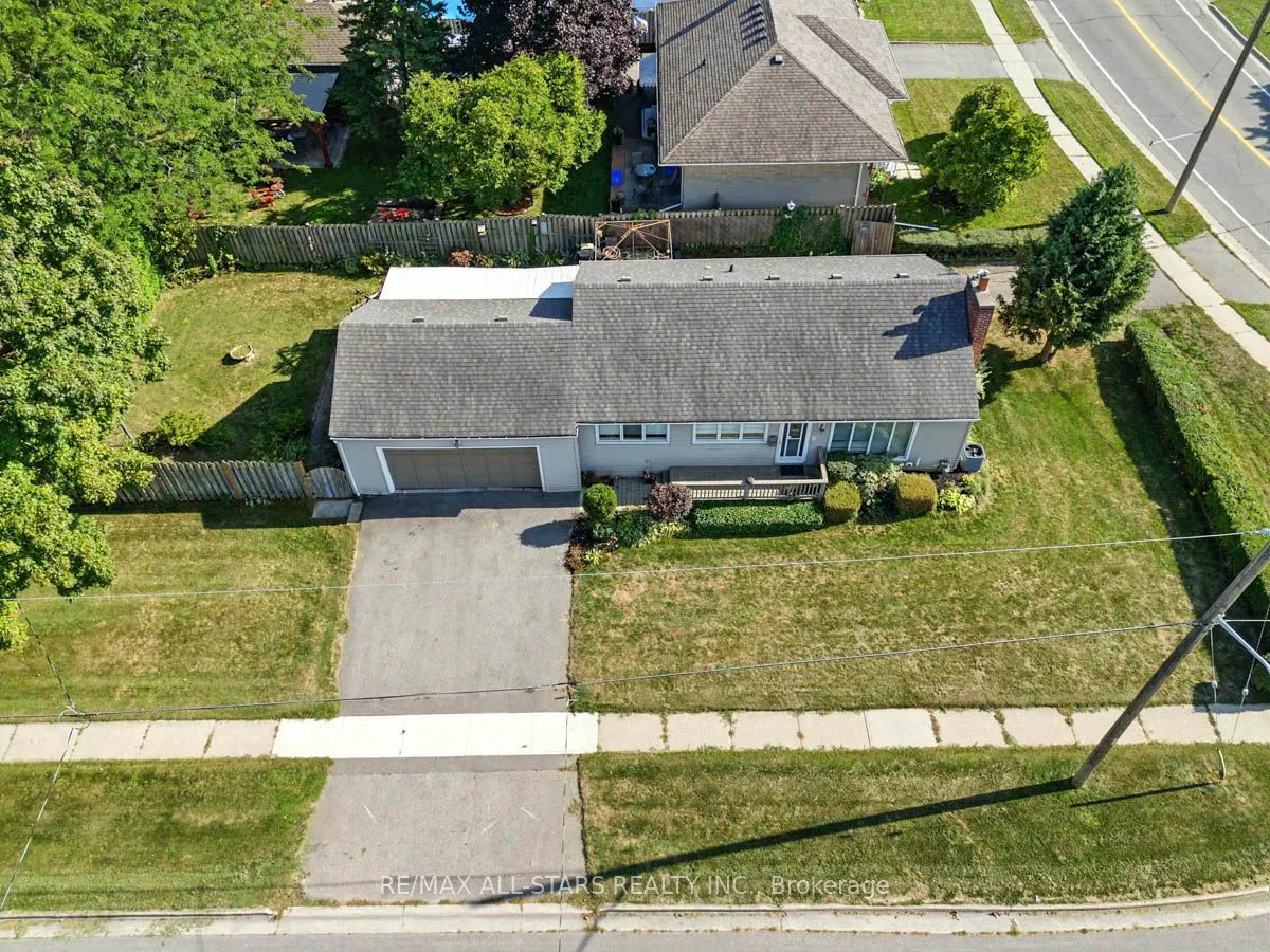 109 Sherwood Avenue