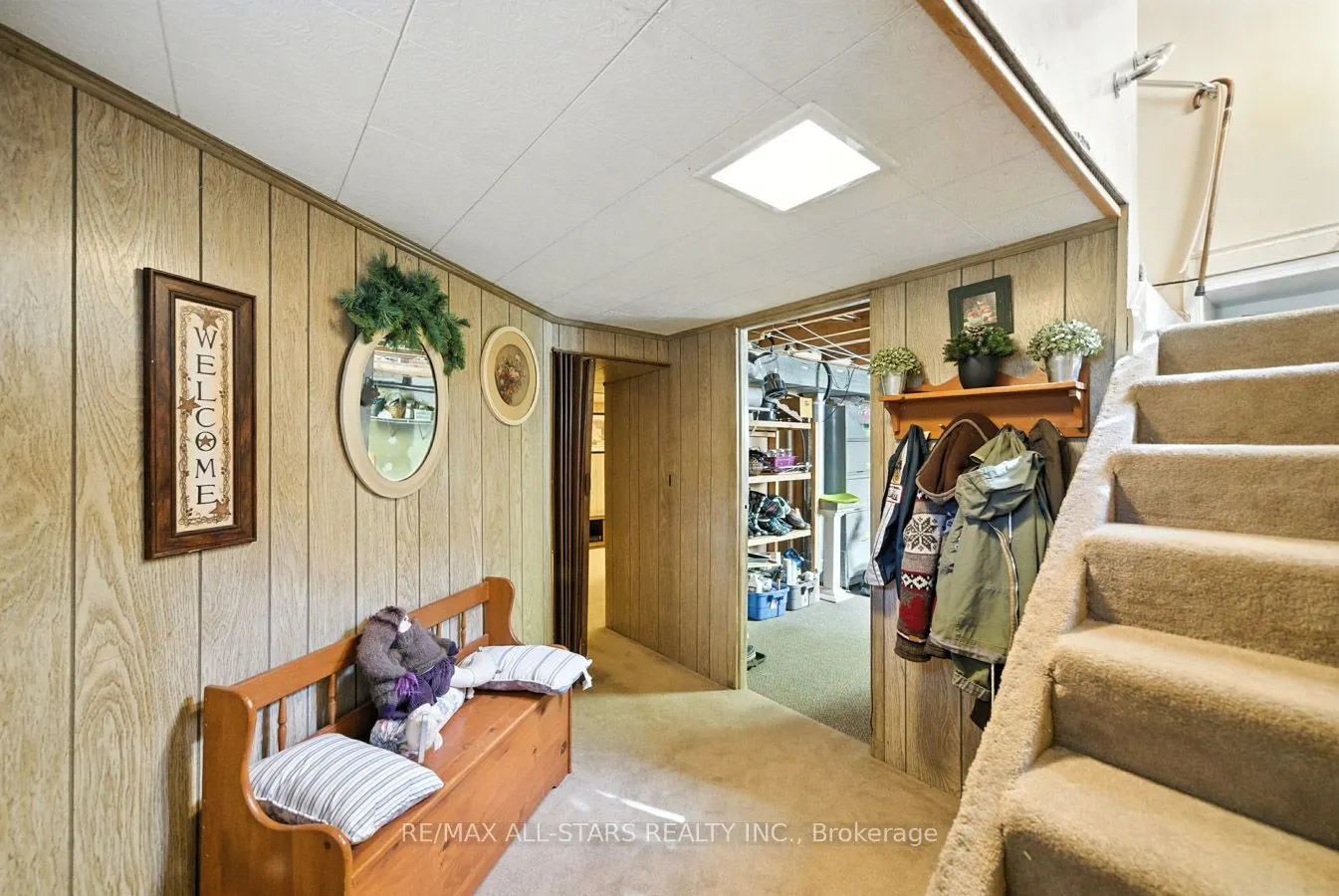 109 Sherwood Avenue
