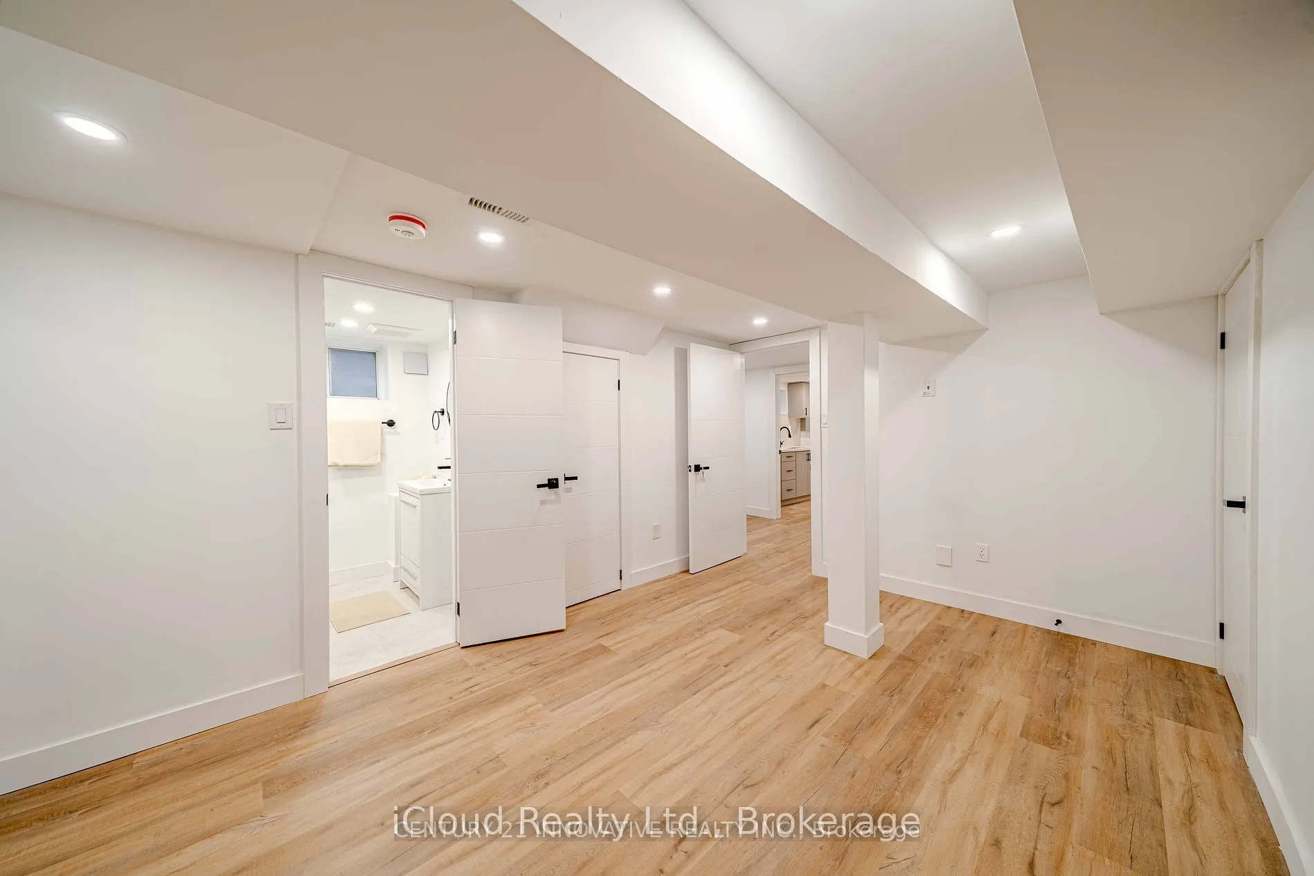 94 Lynvalley Crescent, #Basement 2