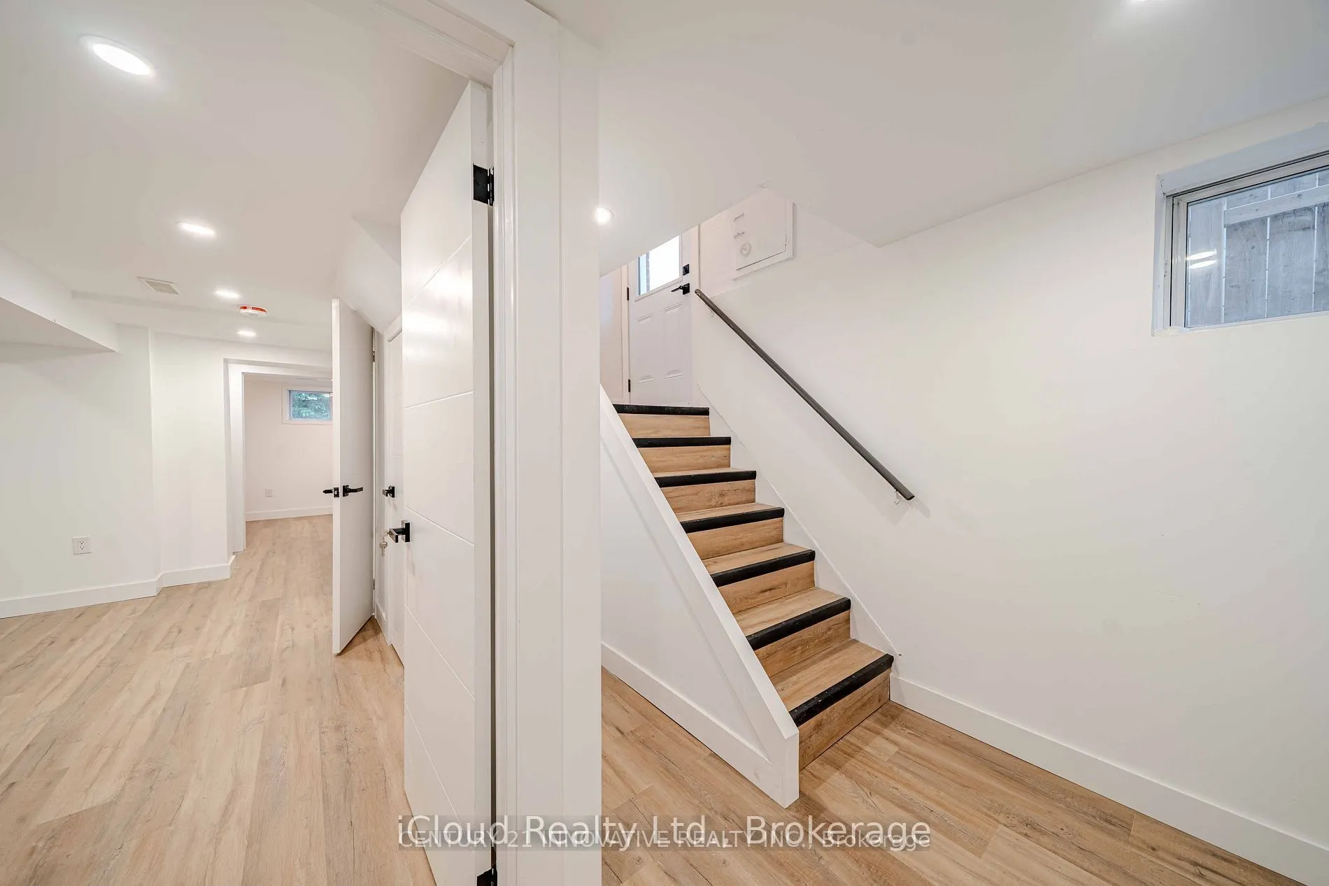 94 Lynvalley Crescent, #Basement 2
