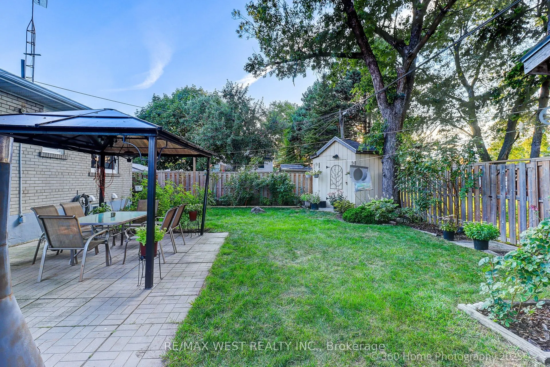 152 Benjamin Boulevard