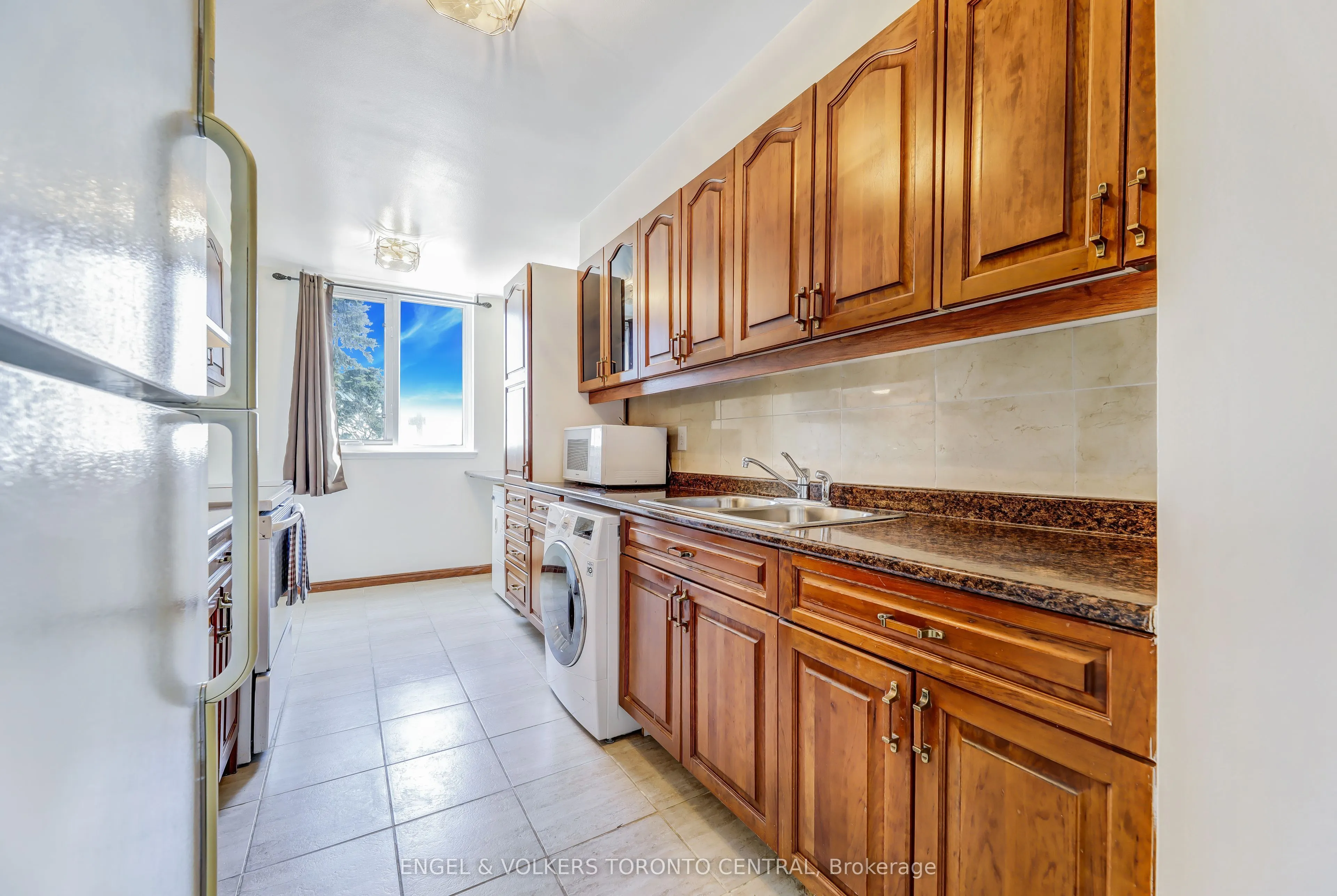 15 Sewells Road, #207
