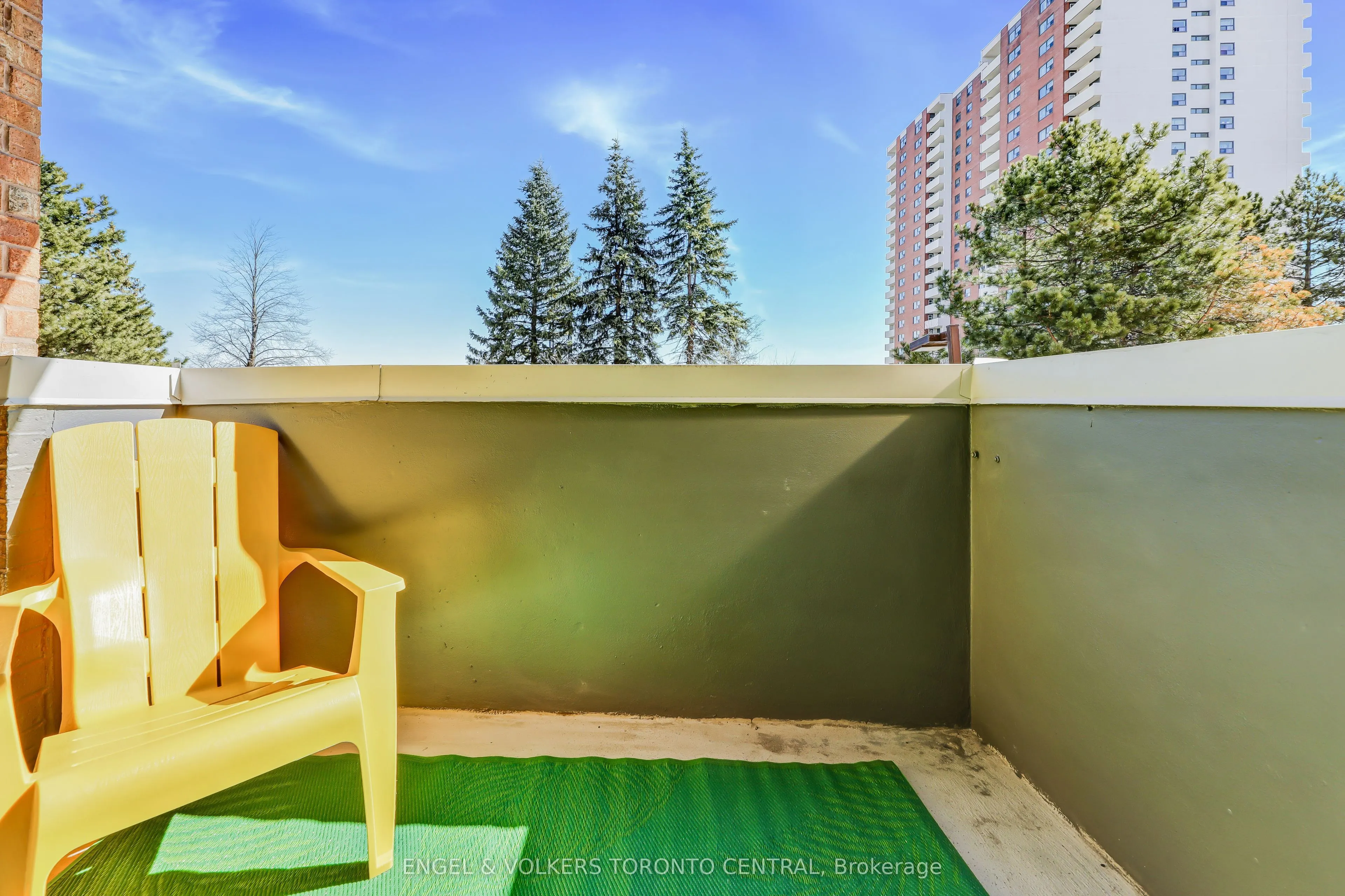 15 Sewells Road, #207
