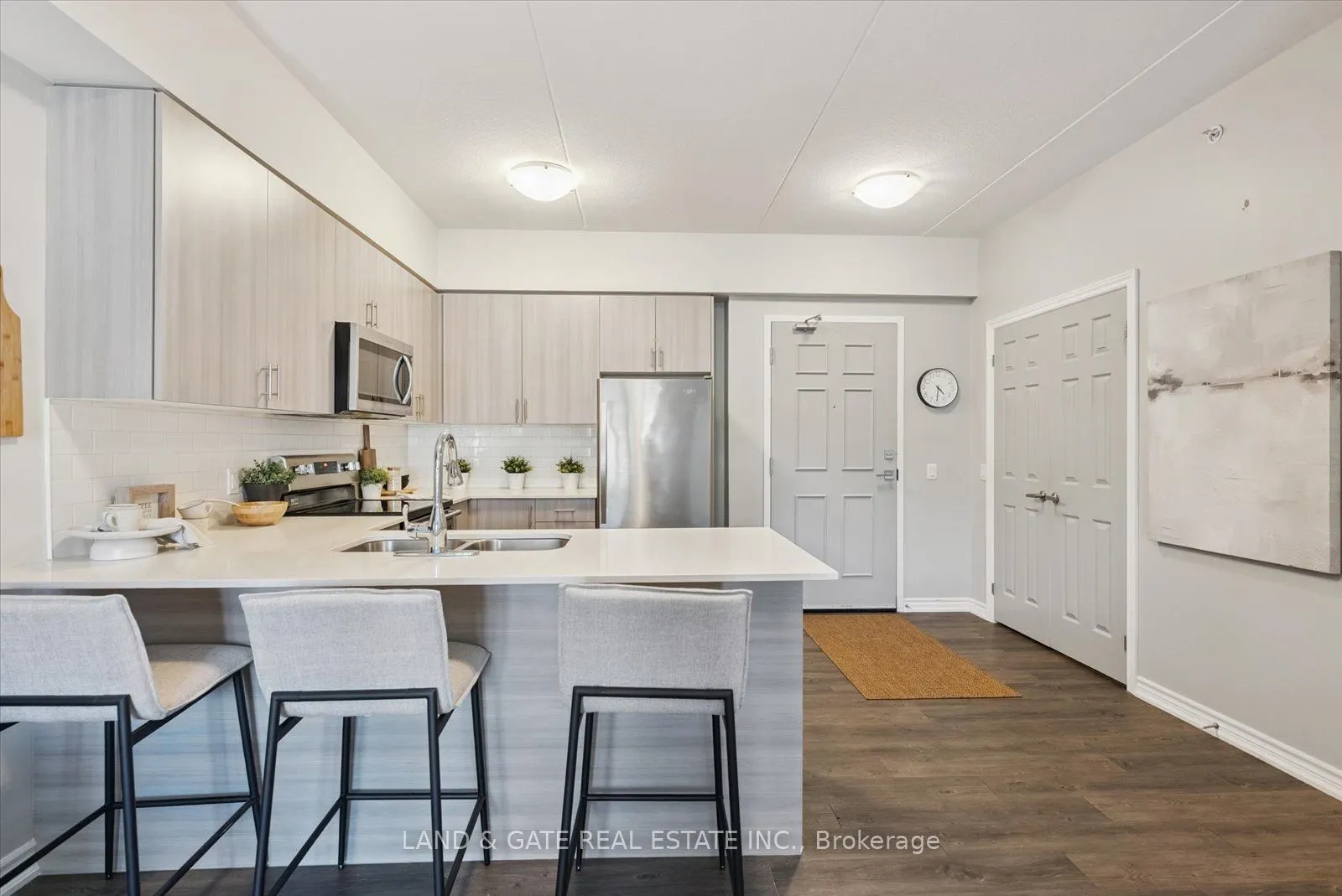 290 Liberty Street N, #102