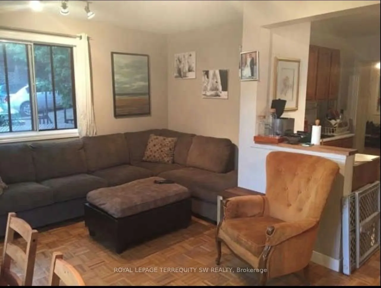 8 Casci Avenue