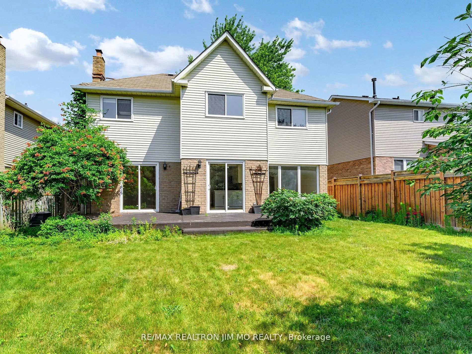 35 Flint Crescent