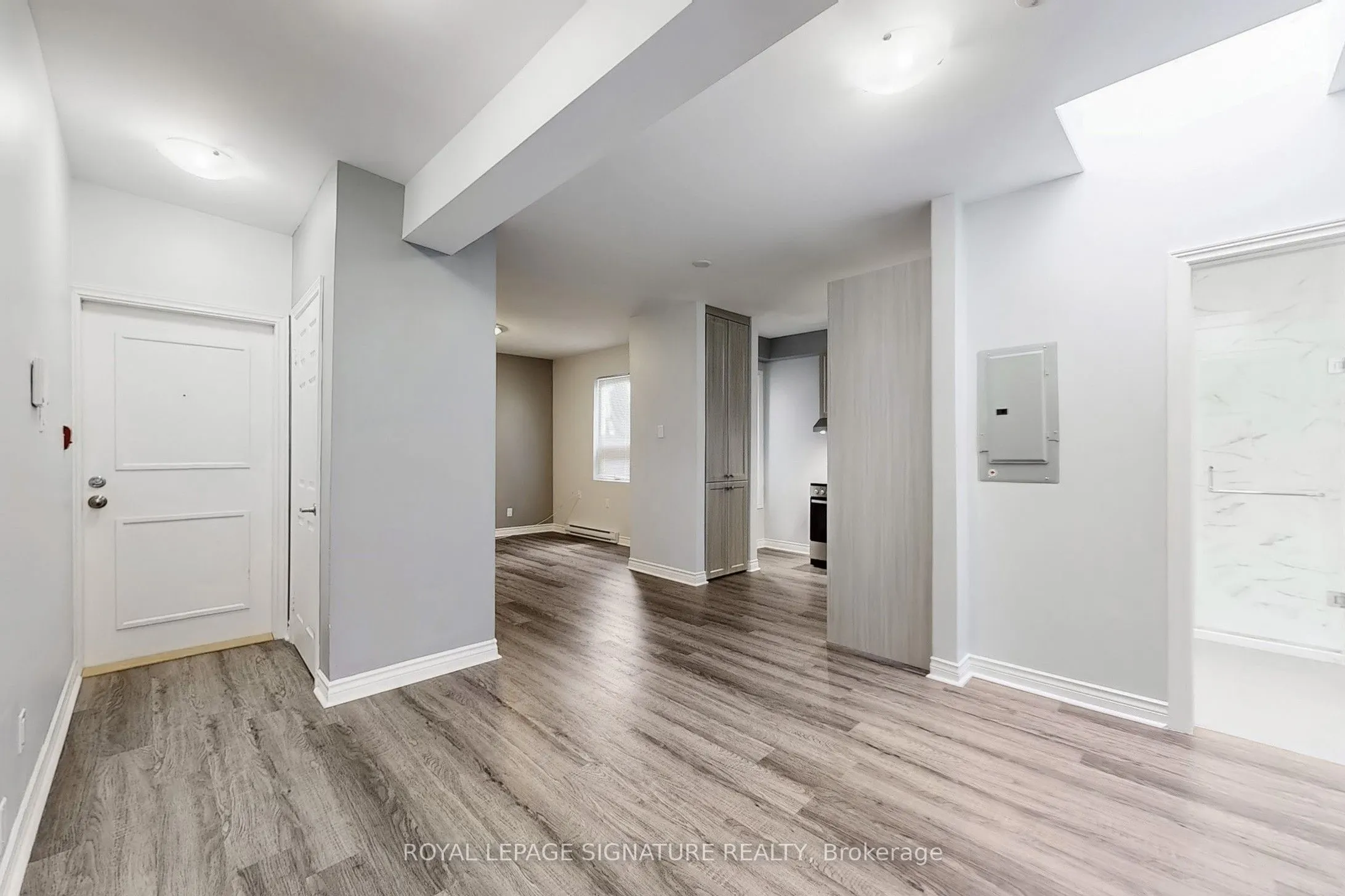 427 Danforth Avenue, #1