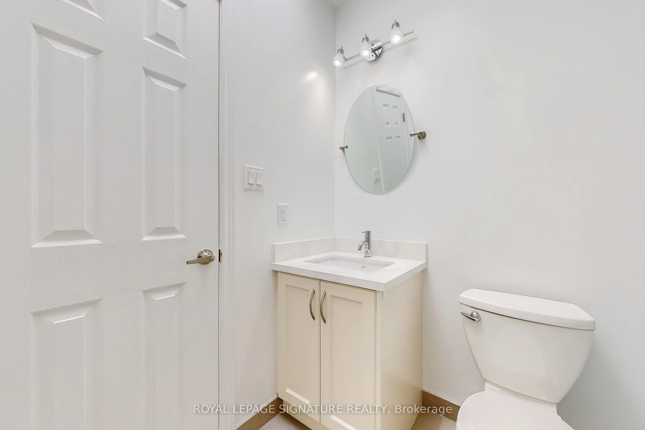 427 Danforth Avenue, #1