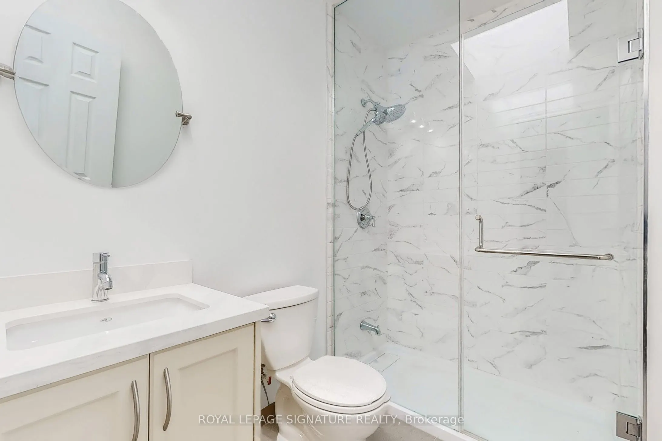 427 Danforth Avenue, #1