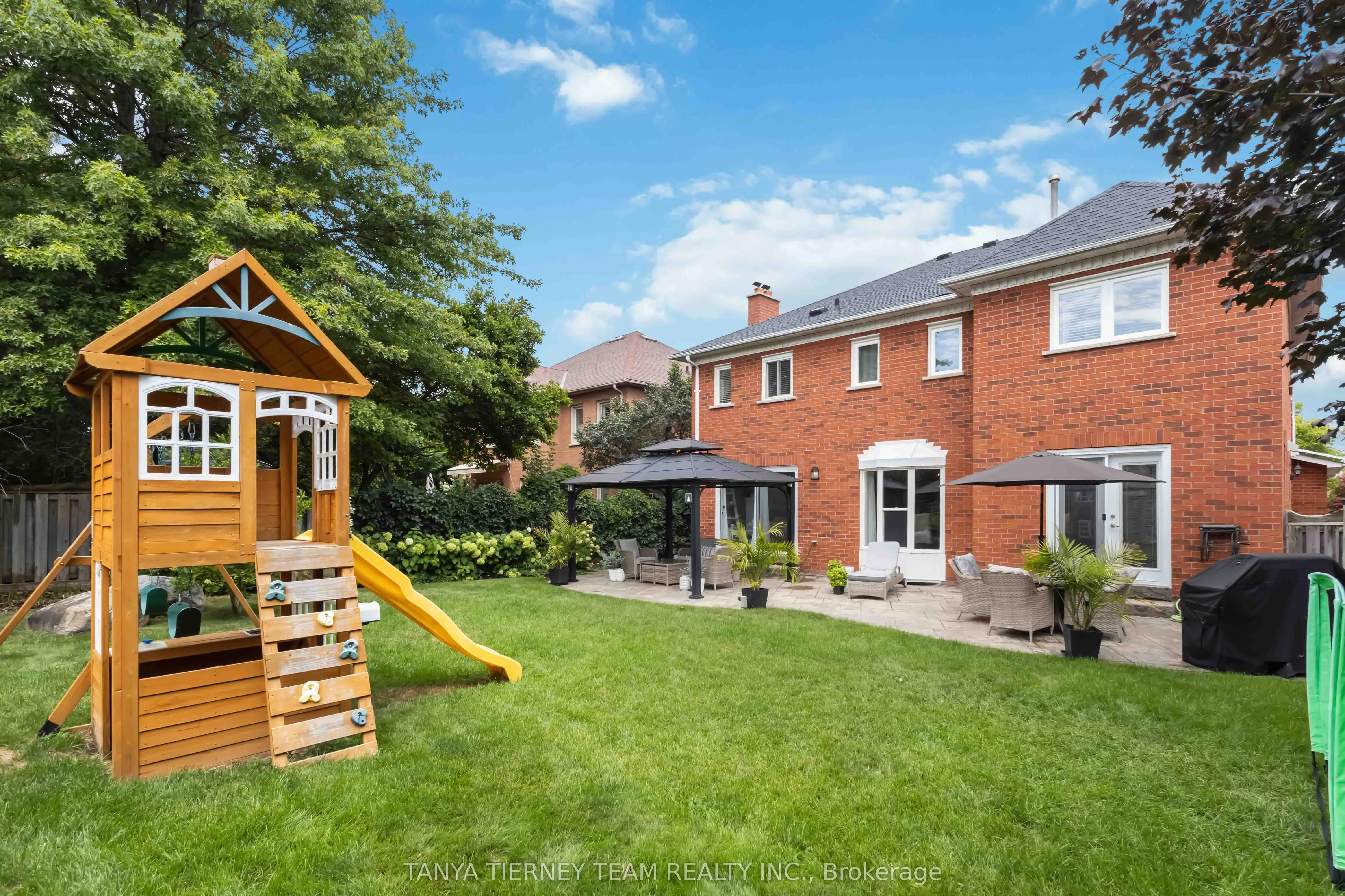 8 Gowan Drive