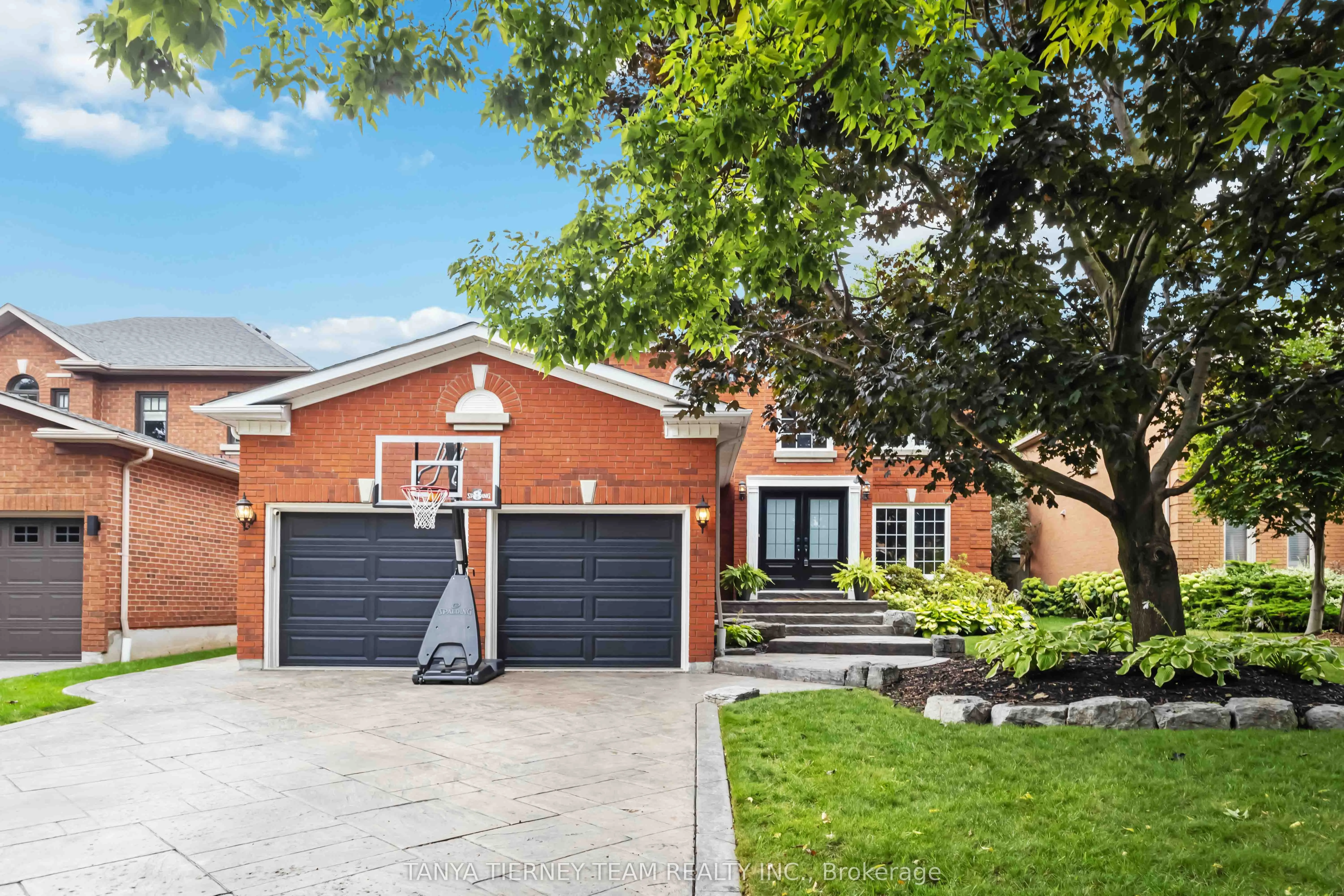 8 Gowan Drive