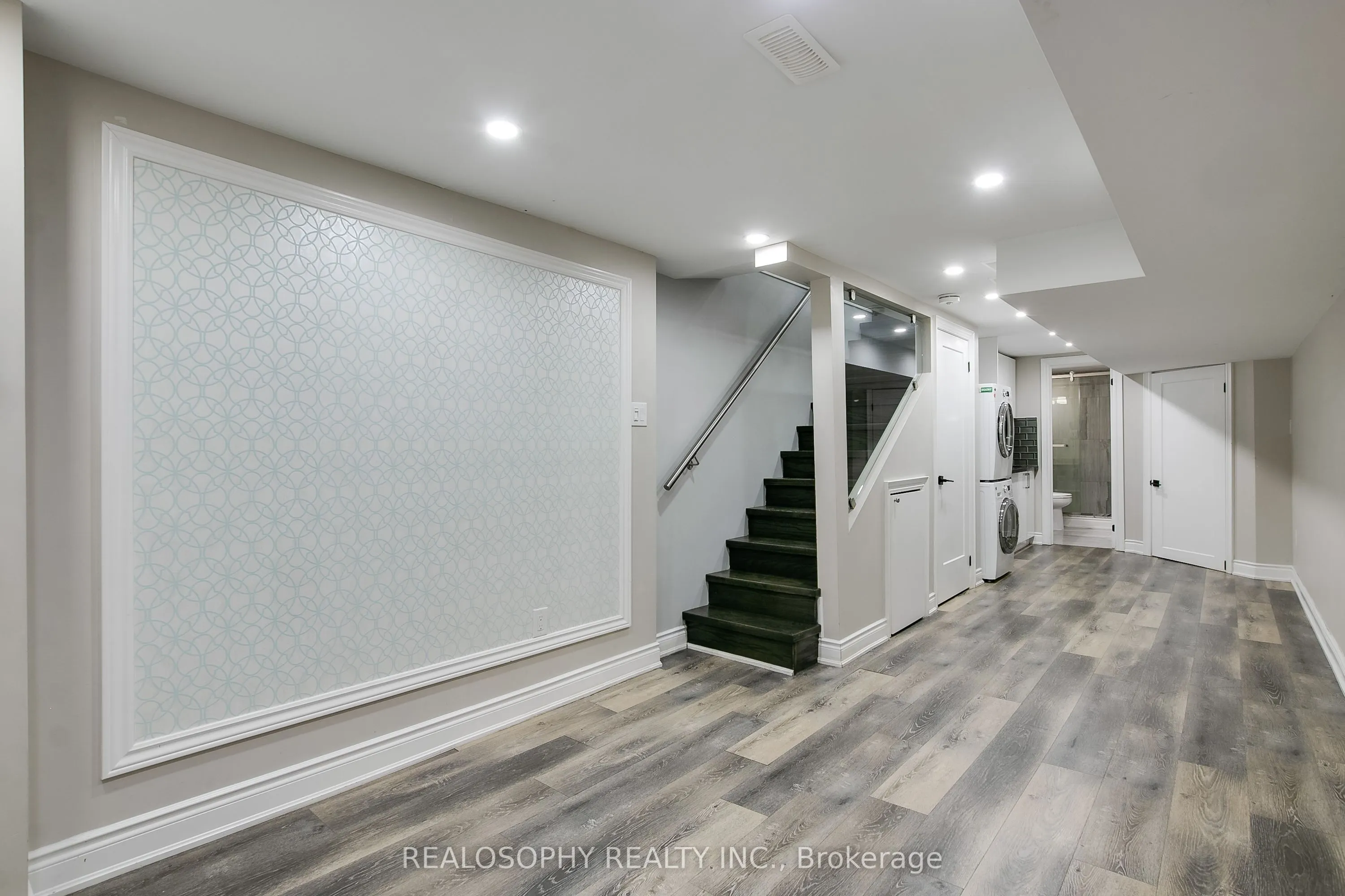 584 Eastern Avenue