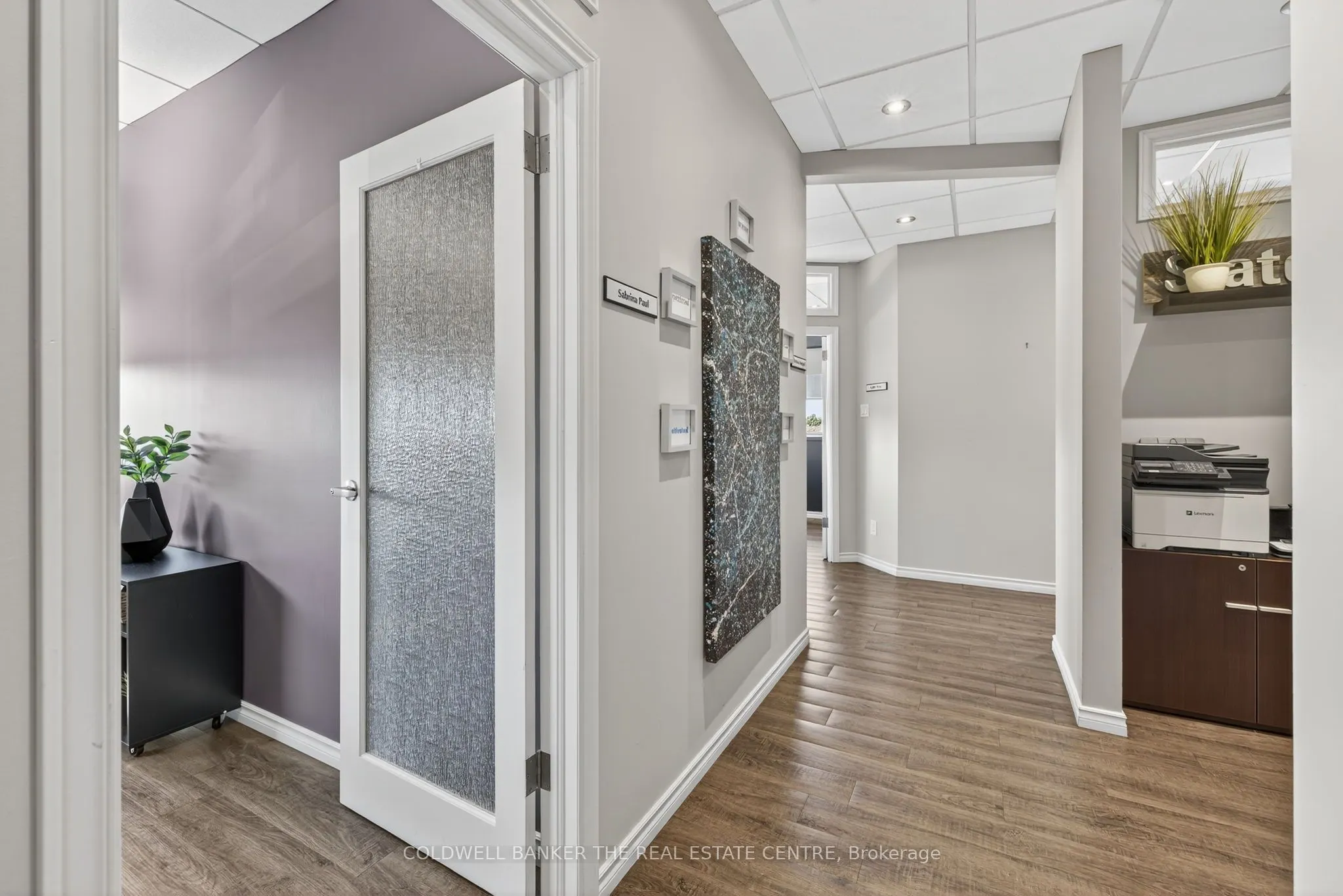 15 Harwood Avenue S, #201