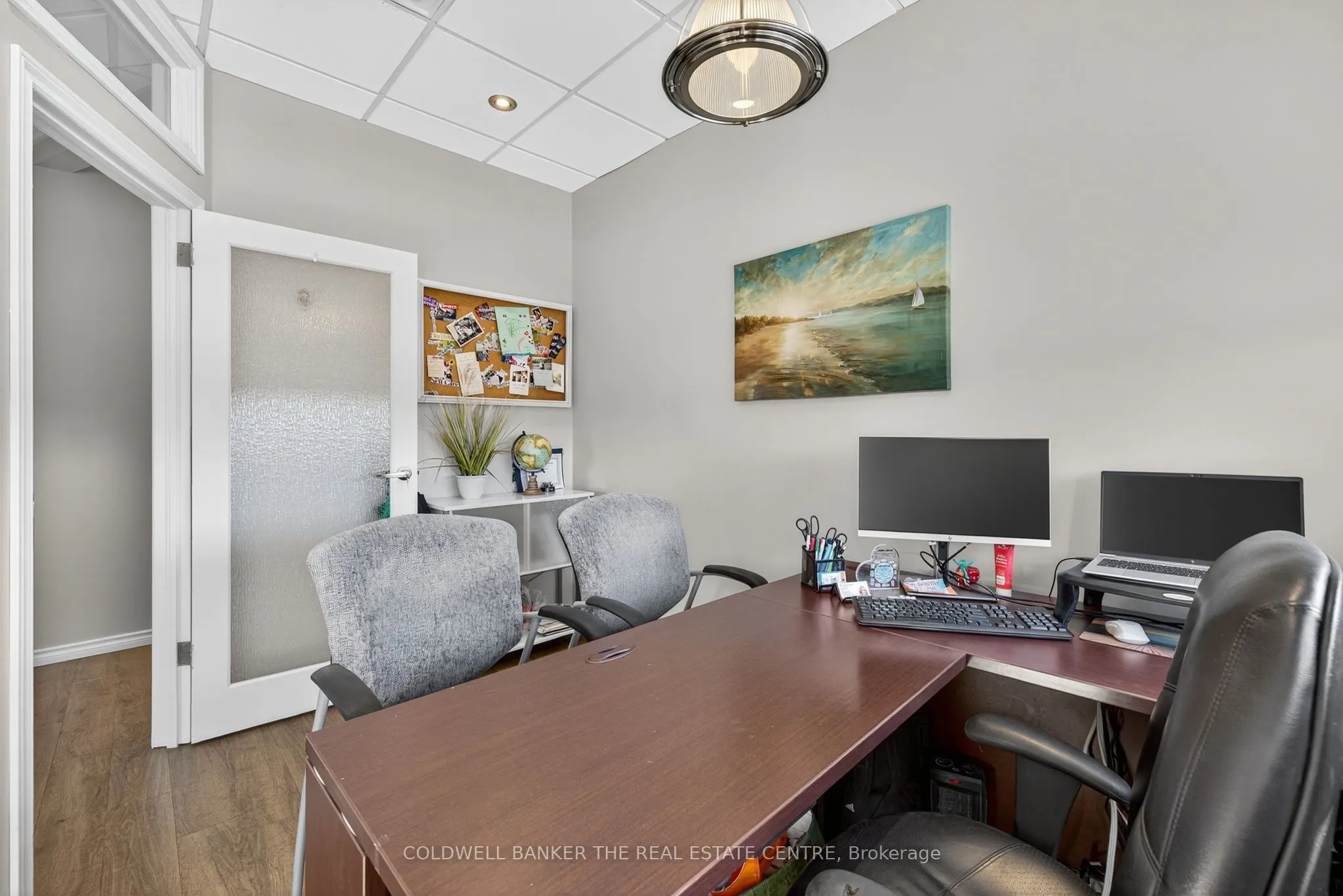 15 Harwood Avenue S, #201