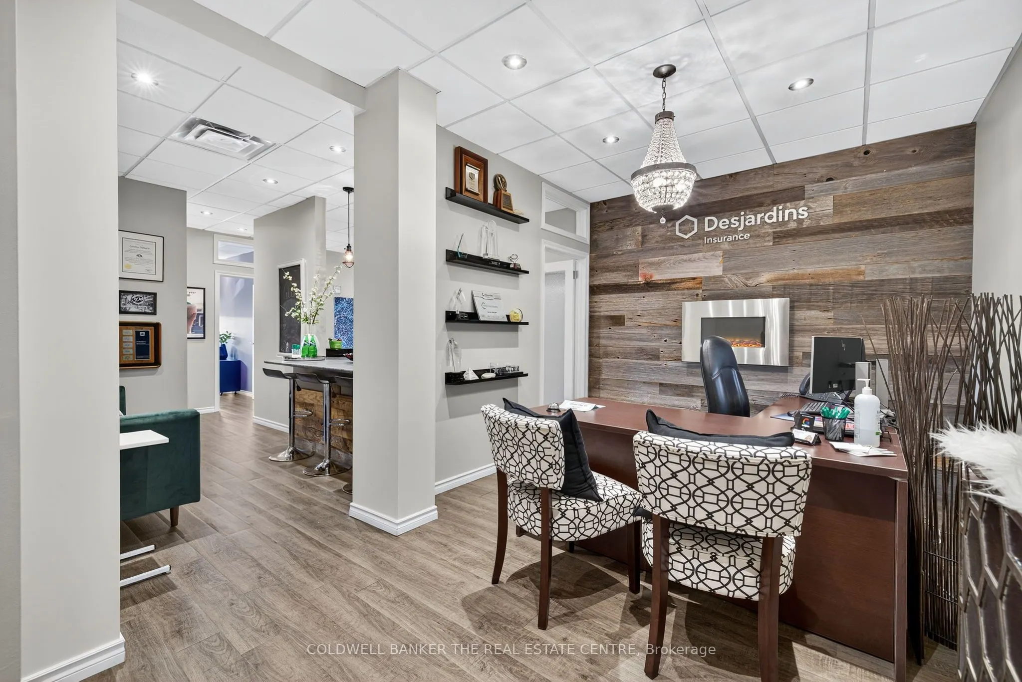 15 Harwood Avenue S, #201