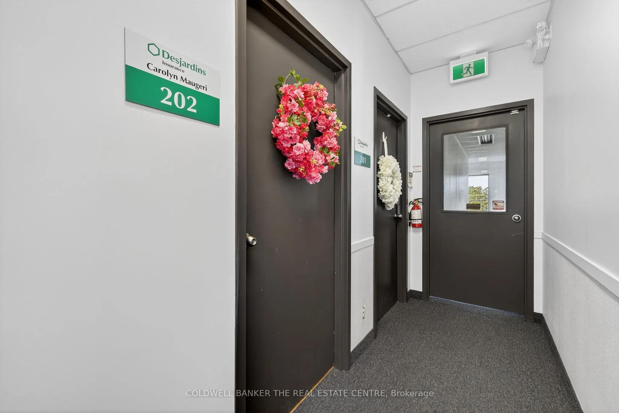 15 Harwood Avenue S, #202