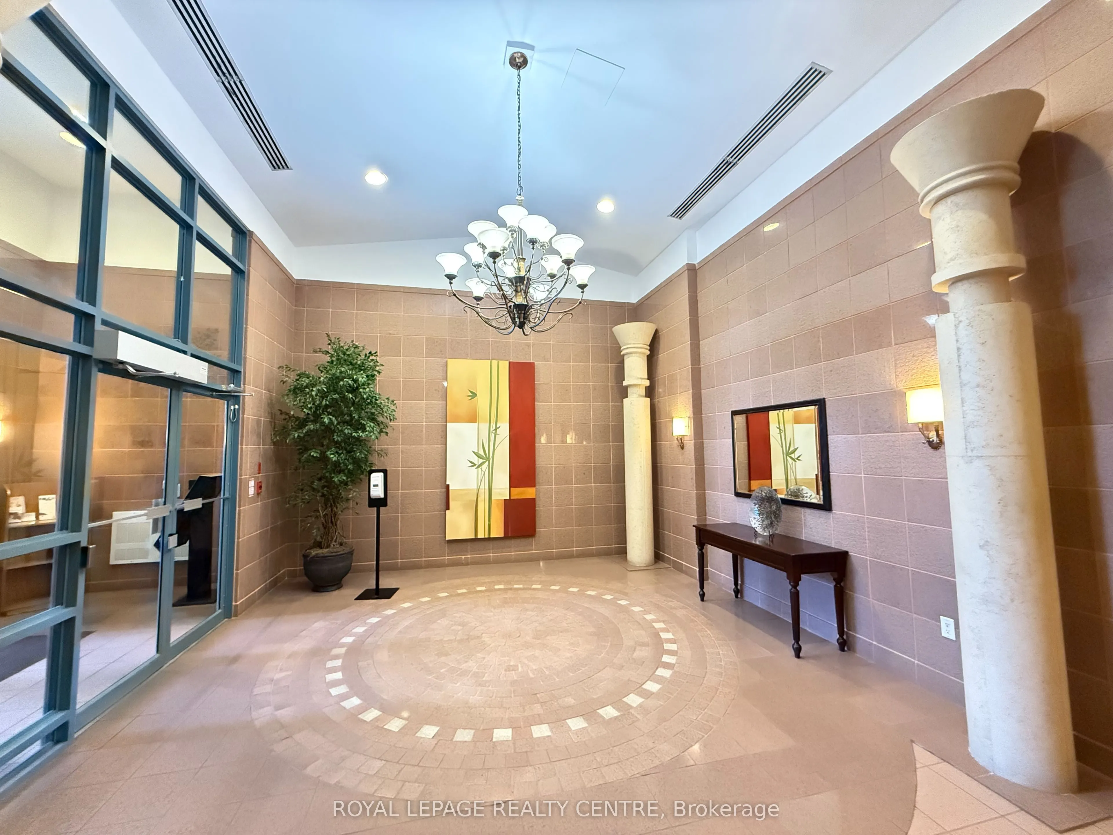 1091 Kingston Road, #628