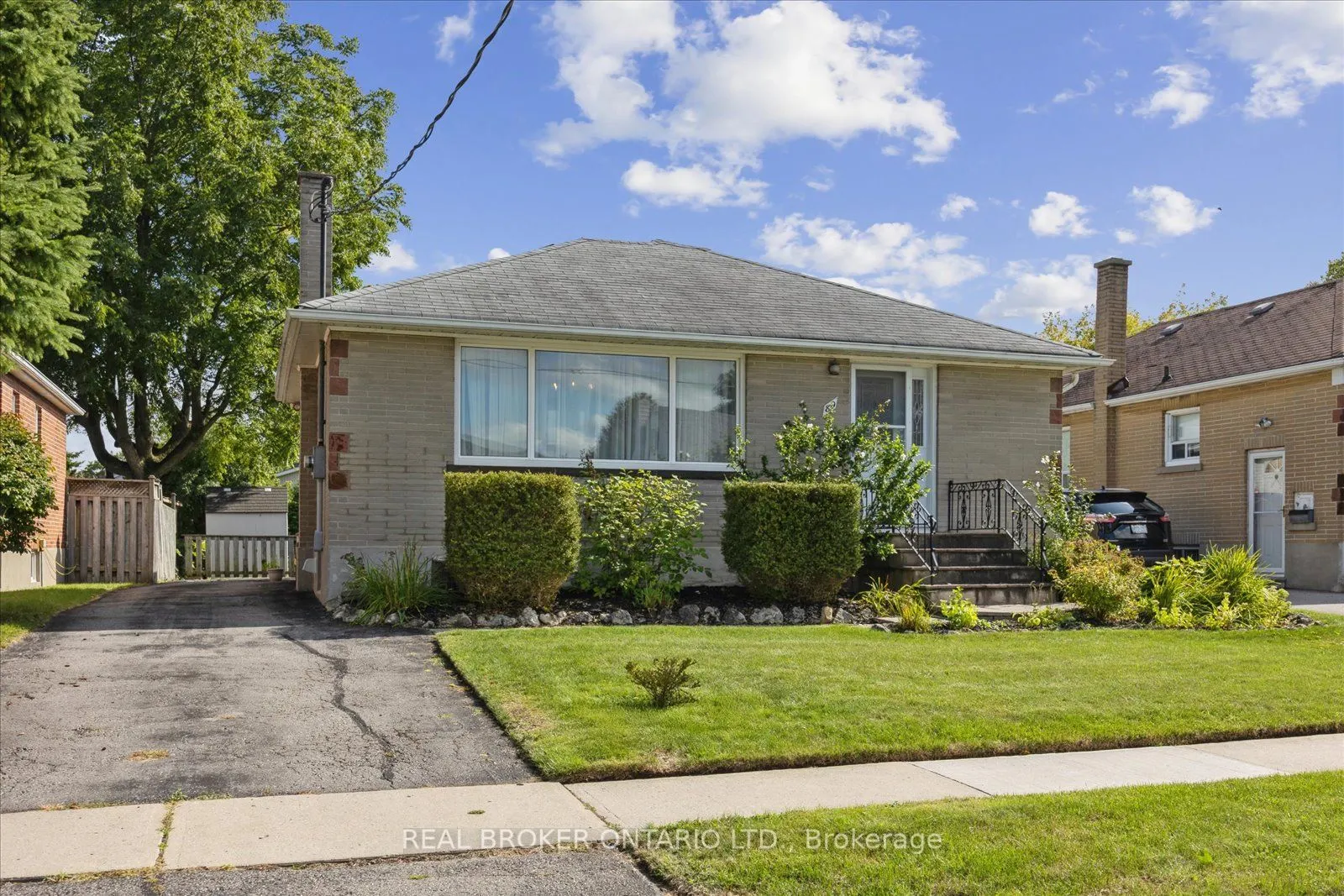 89 Pontiac Avenue
