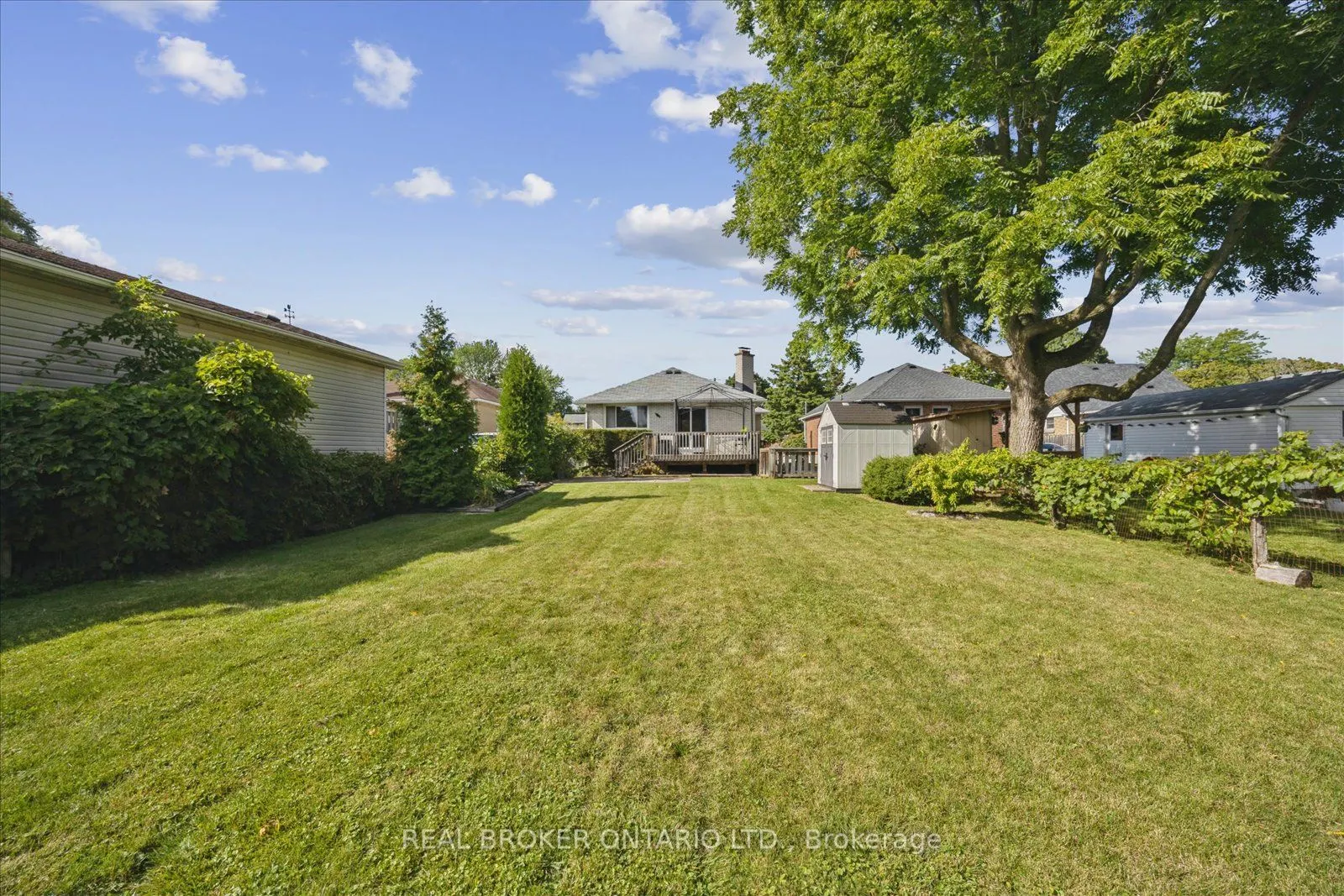 89 Pontiac Avenue
