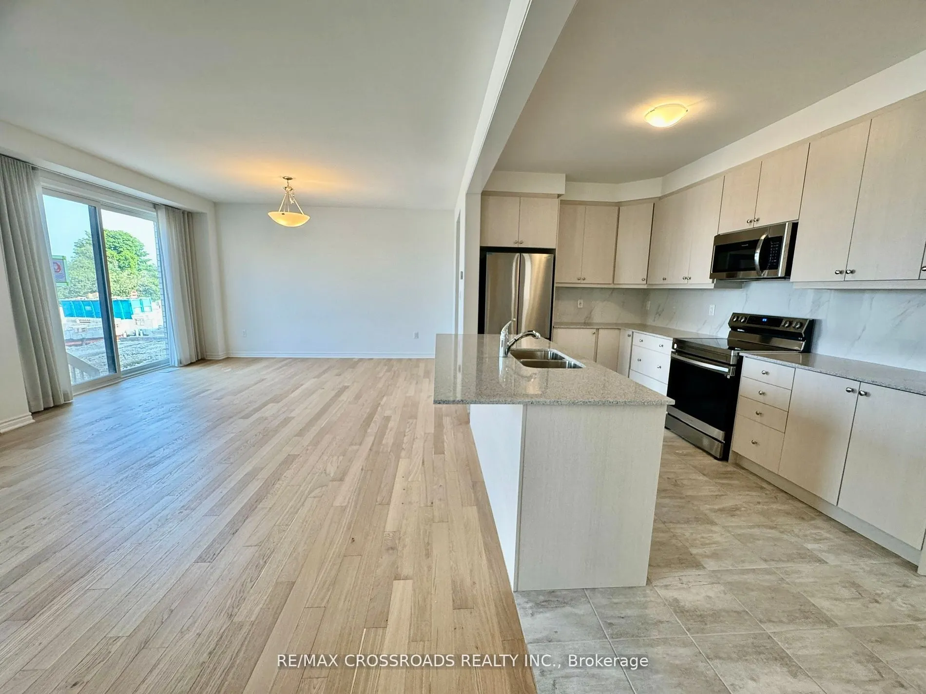 3083 Blazing Star Avenue, #Main