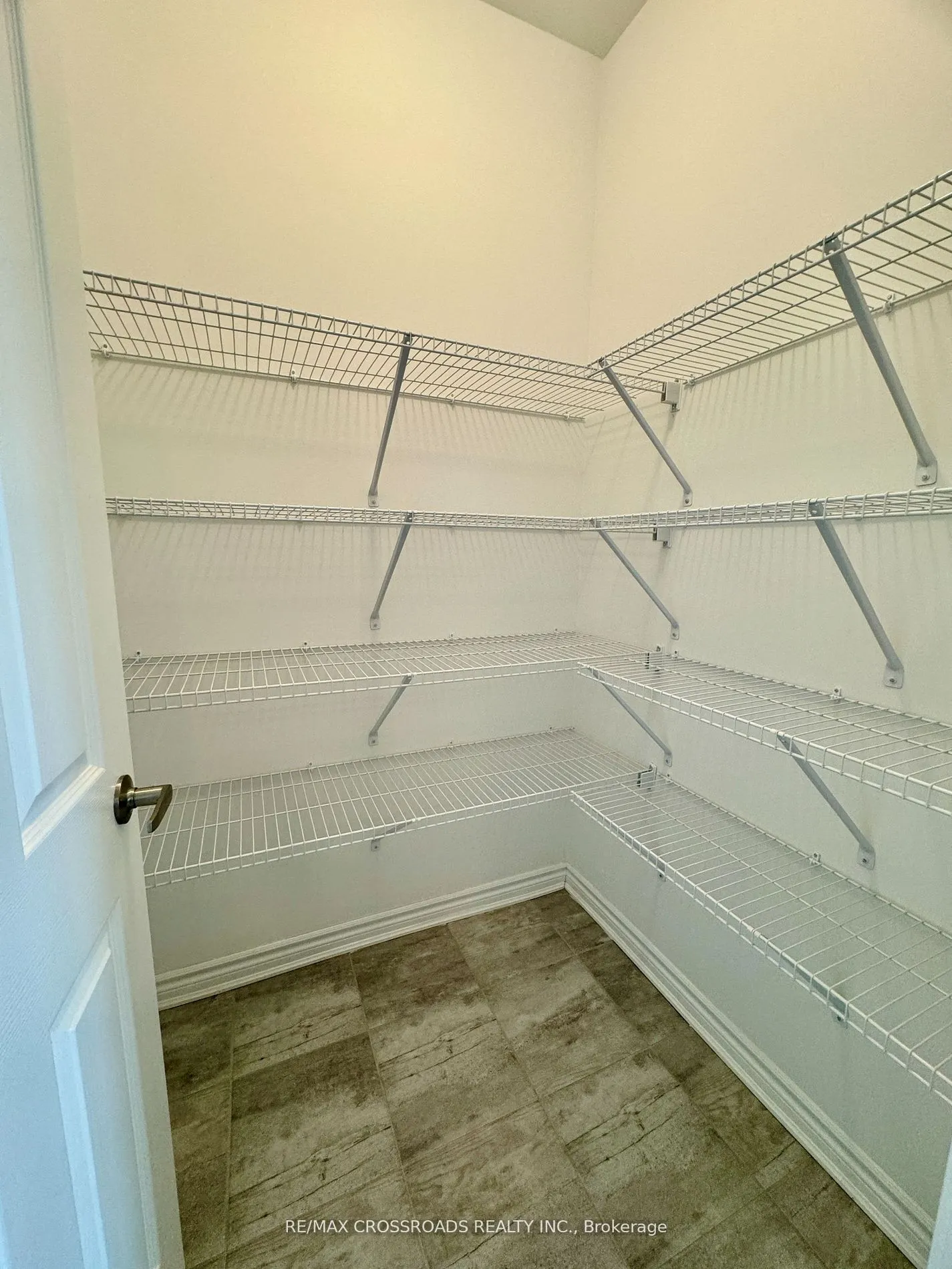 3083 Blazing Star Avenue, #Main