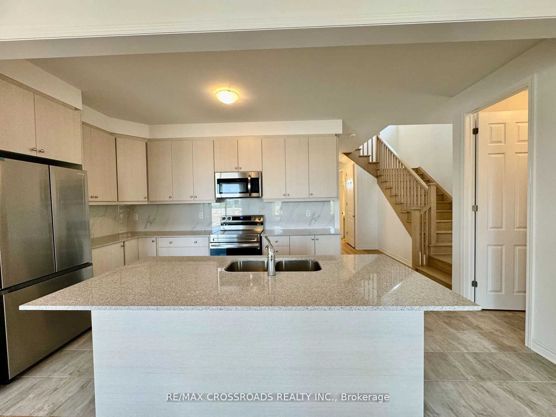 3083 Blazing Star Avenue, #Main