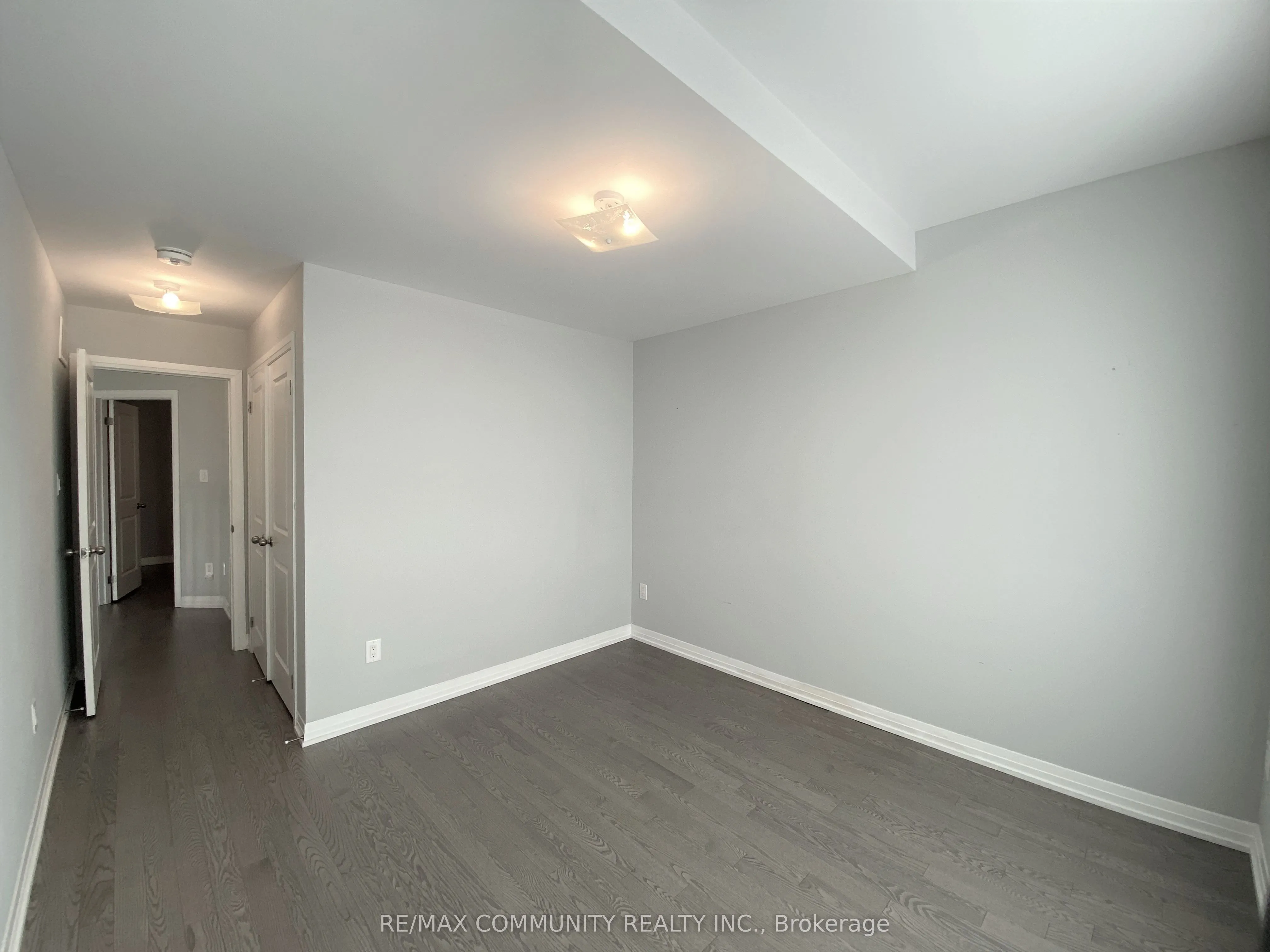 161 East Shore Drive E
