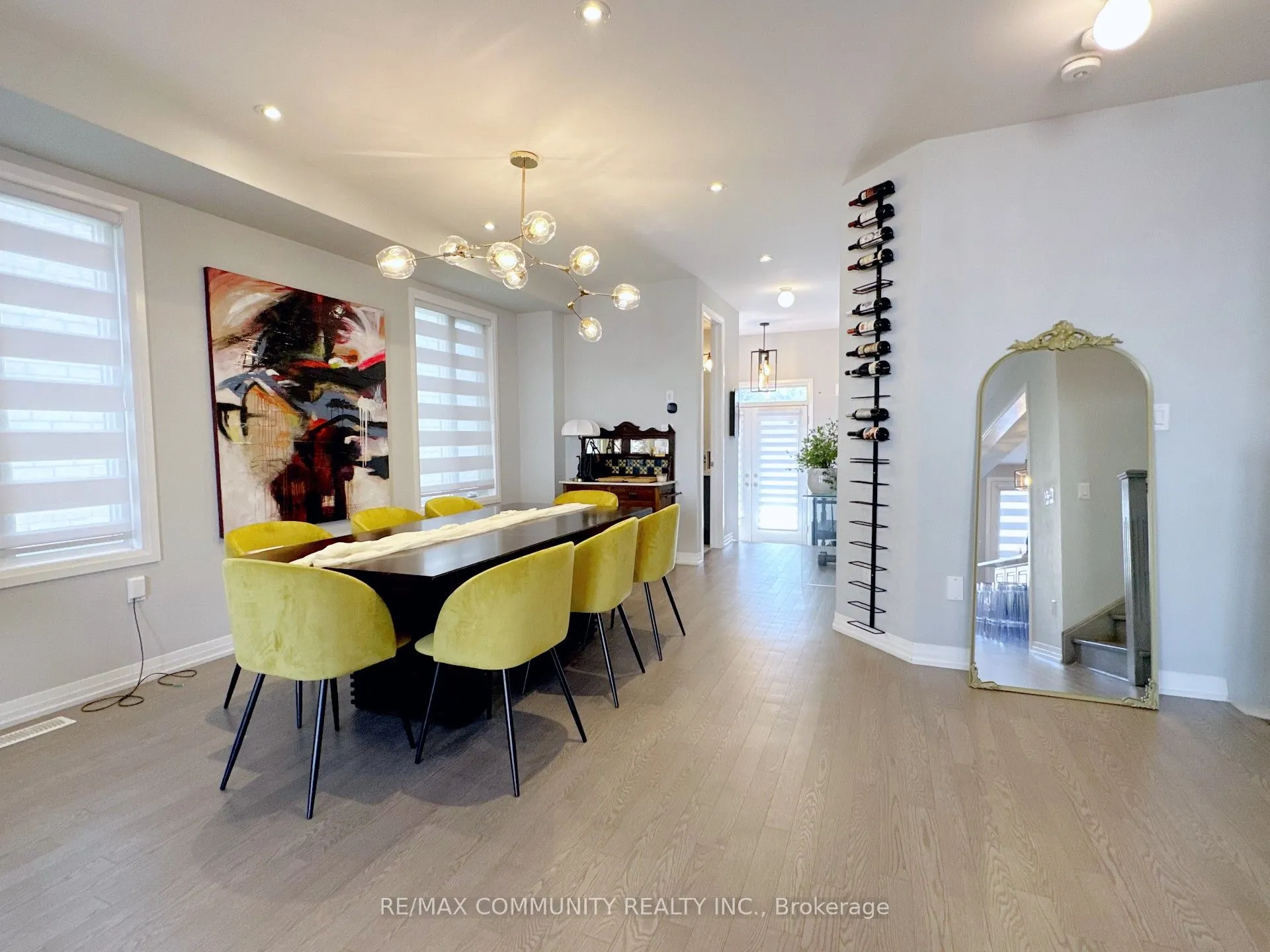 161 East Shore Drive E
