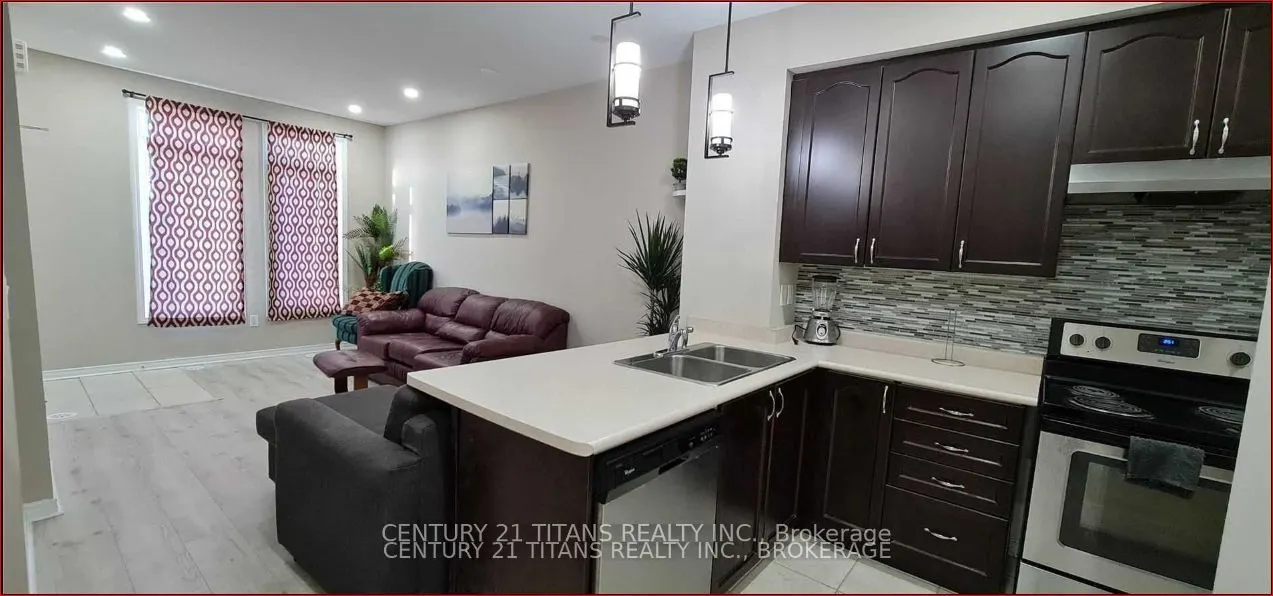 33 Island Road, #7