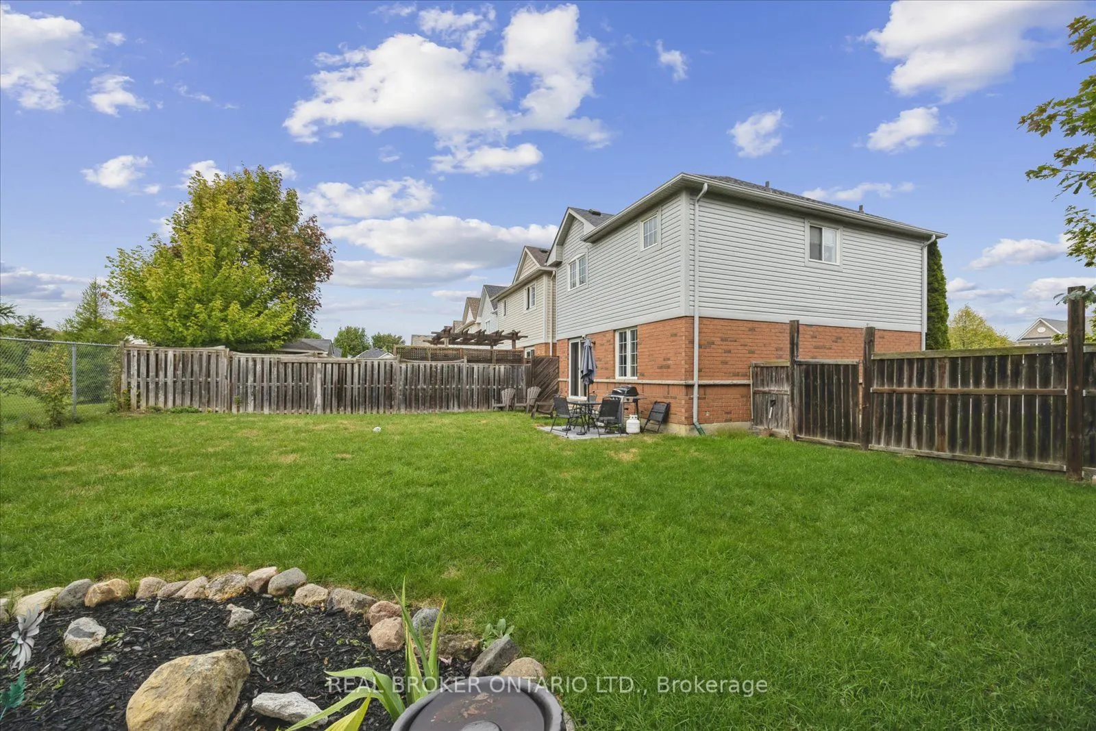 26 Crockett Place