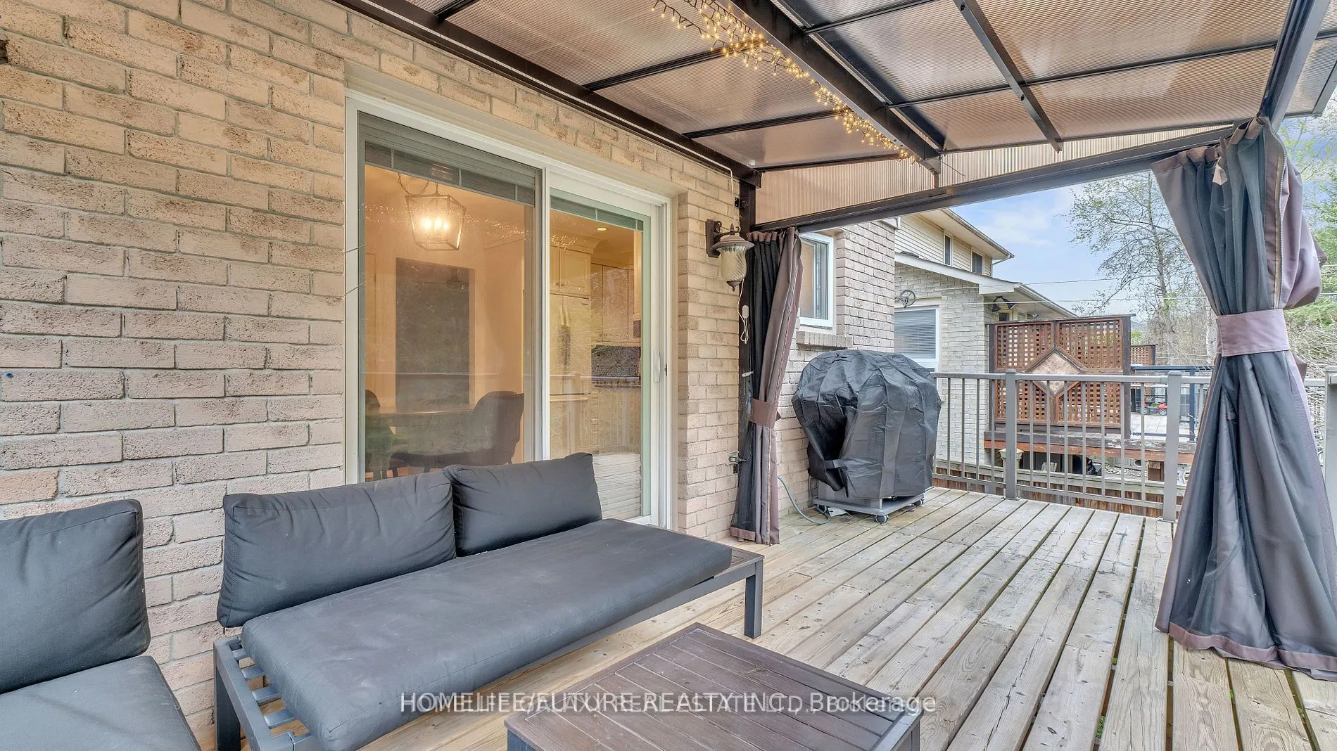 979 Copperfield Drive