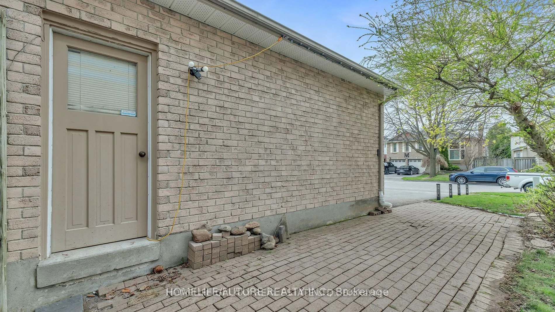 979 Copperfield Drive