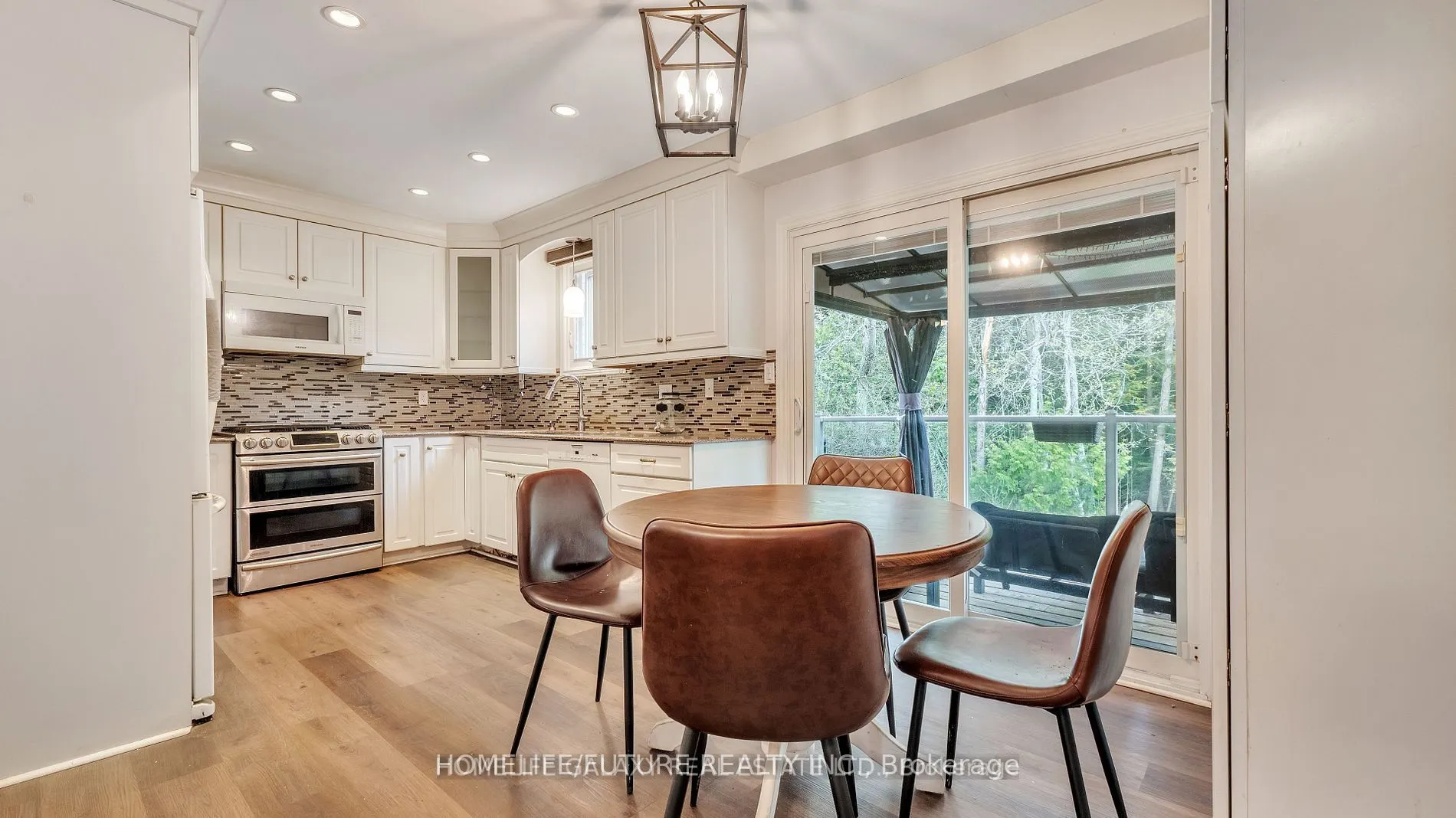 979 Copperfield Drive