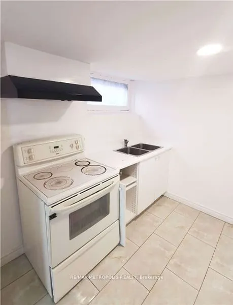 38 Copping Road, #Bsmt